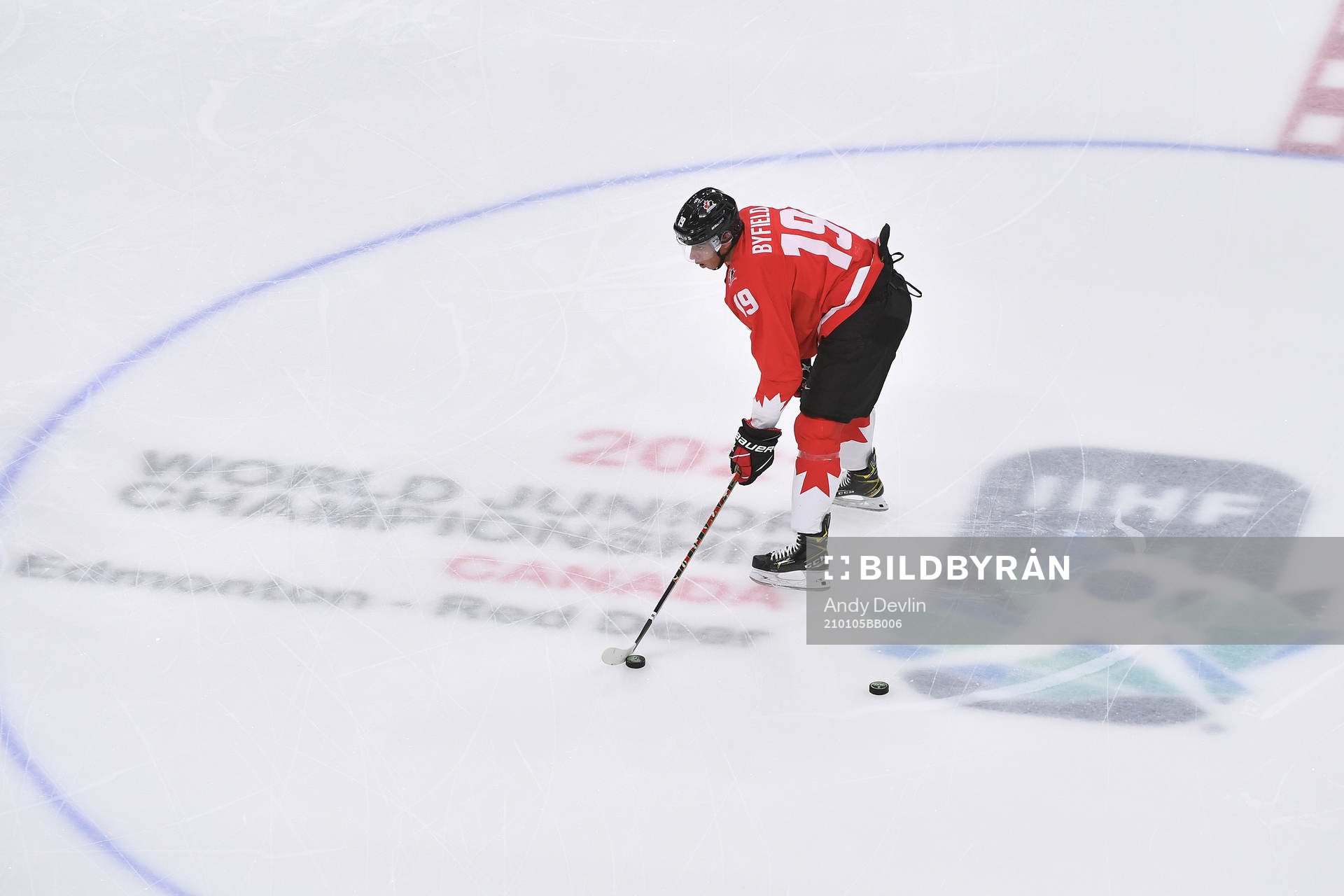 Quinton Byfield of Canada handles the puck
