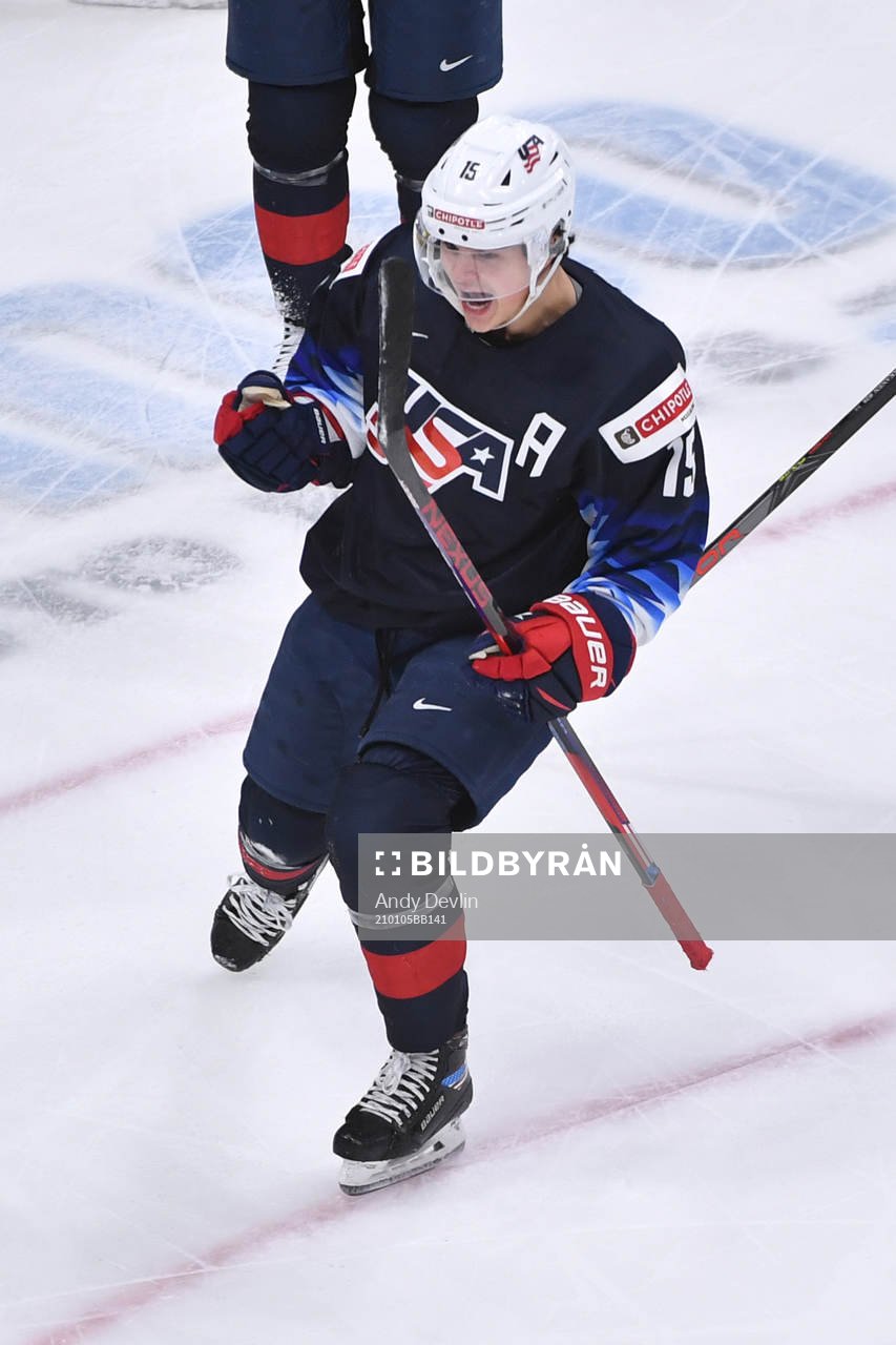 Alex Turcotte of USA celebrates the 1-0 goal