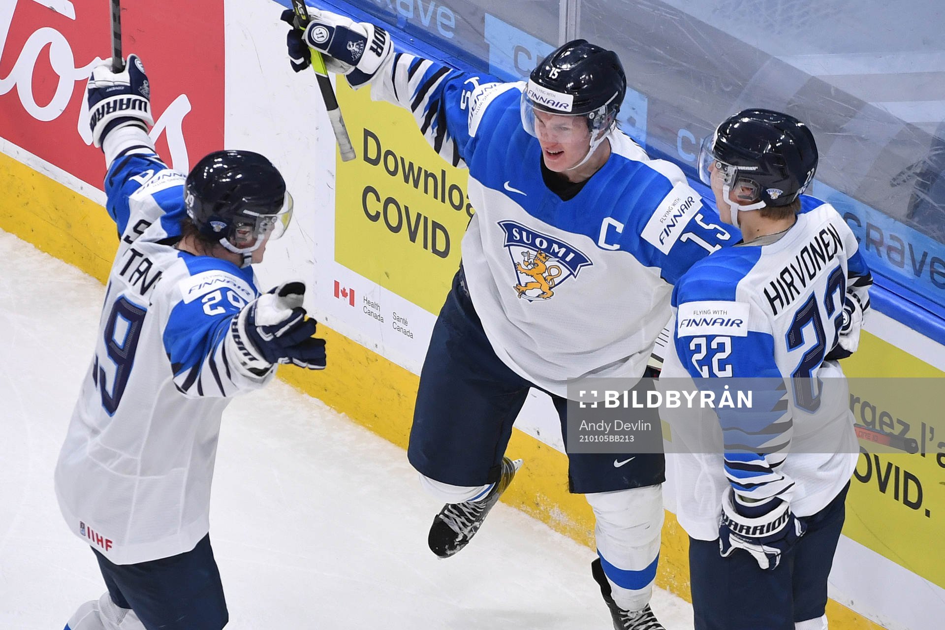 Roni Hirvonen, Anton Lundell and Kasper Simontaival