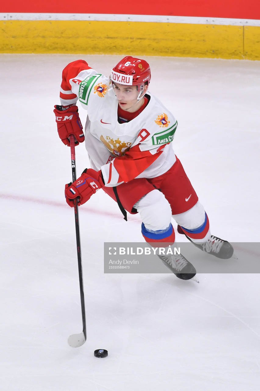 Semyon Chistyakov of Russia skates