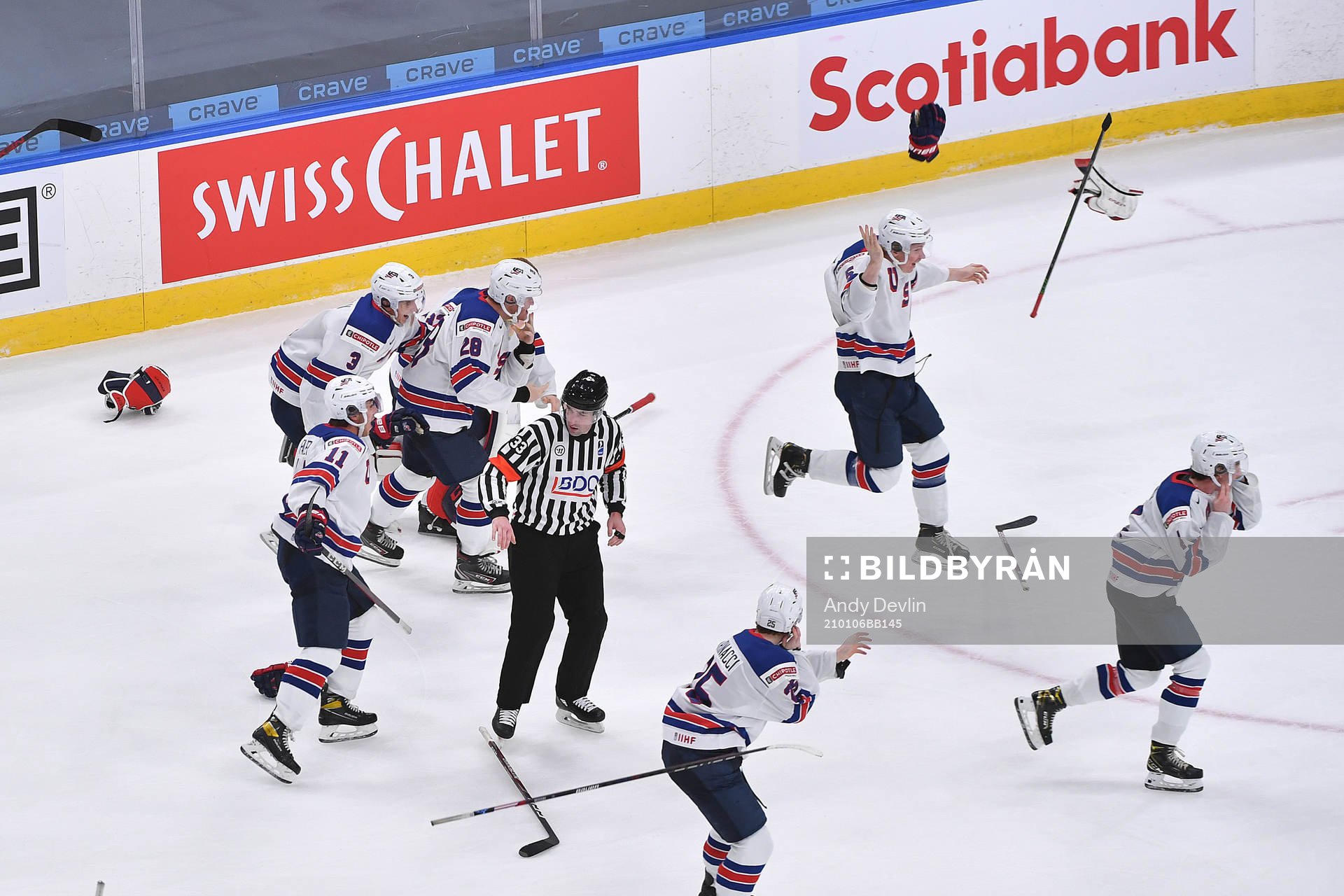 Team USA celebrates their victory
