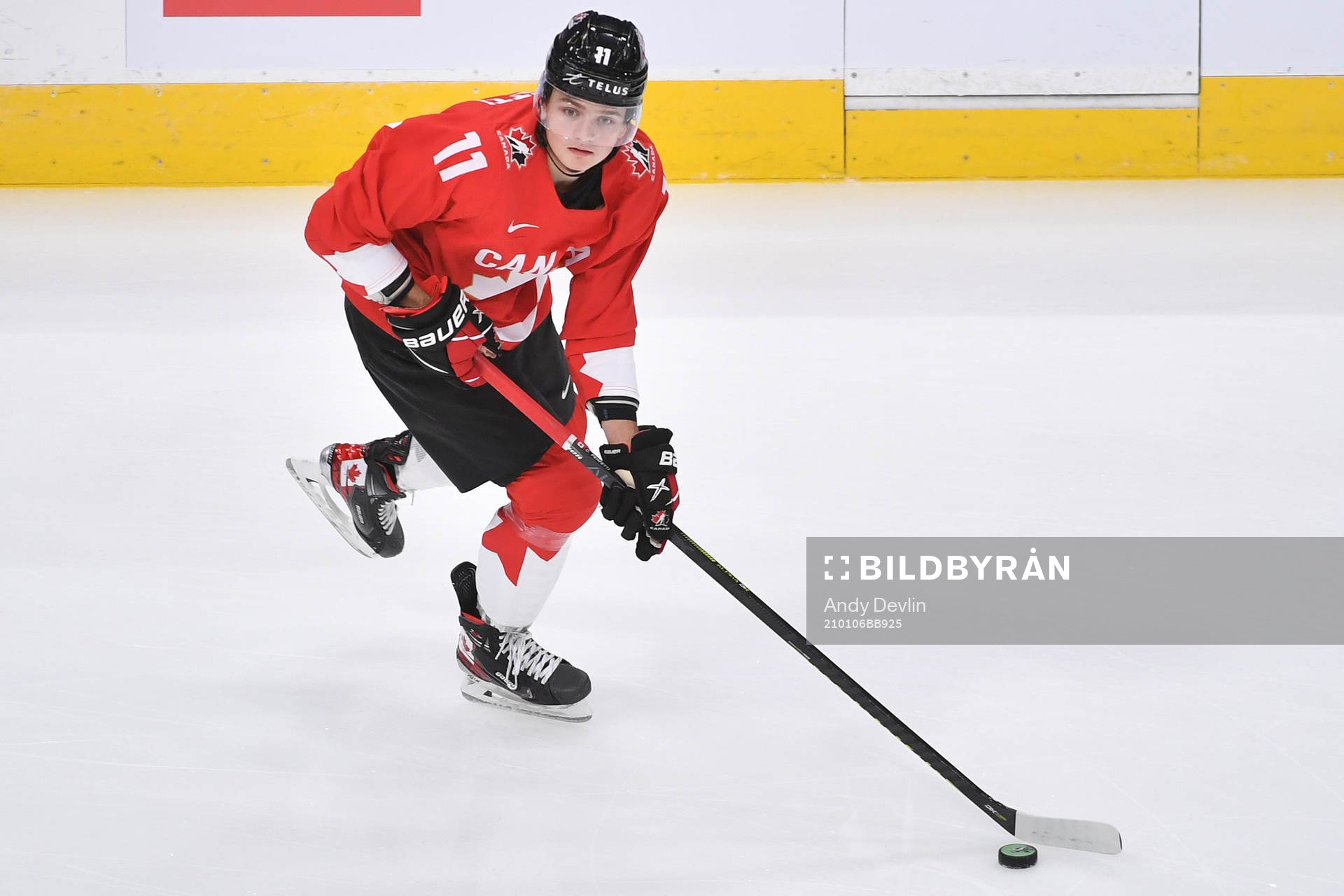 Cole Perfetti of Canada skates
