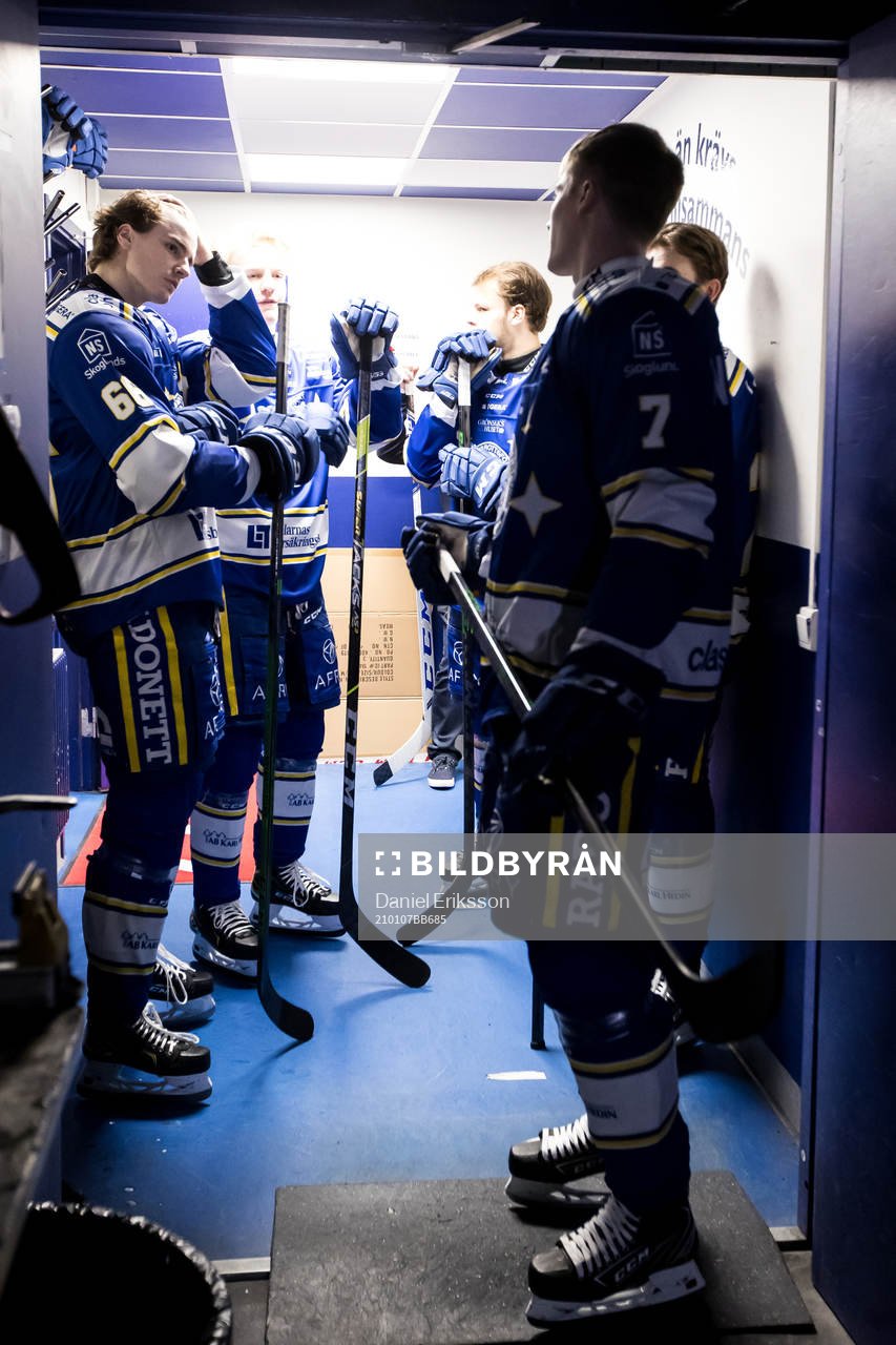 Leksands Nils Åman och Leksands Lucas Nordsäter innan
