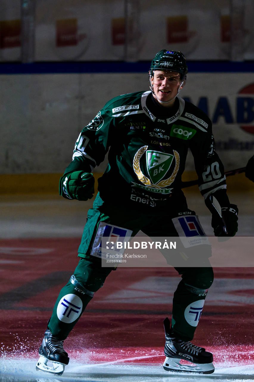 Färjestads Olle Lycksell  jublar
