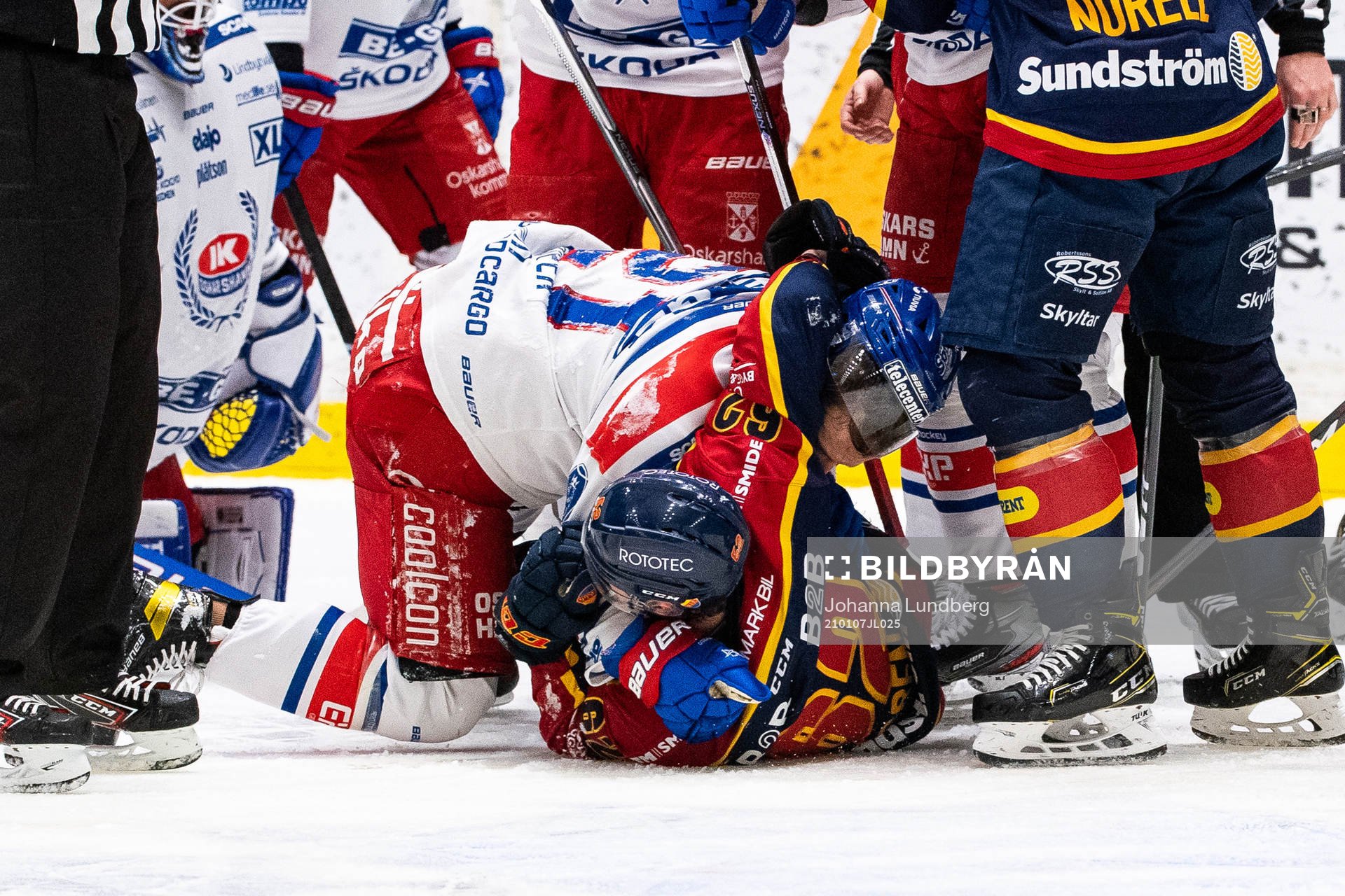 Oskarshamns Brian Cooper och Djurgårdens Manuel Ågren