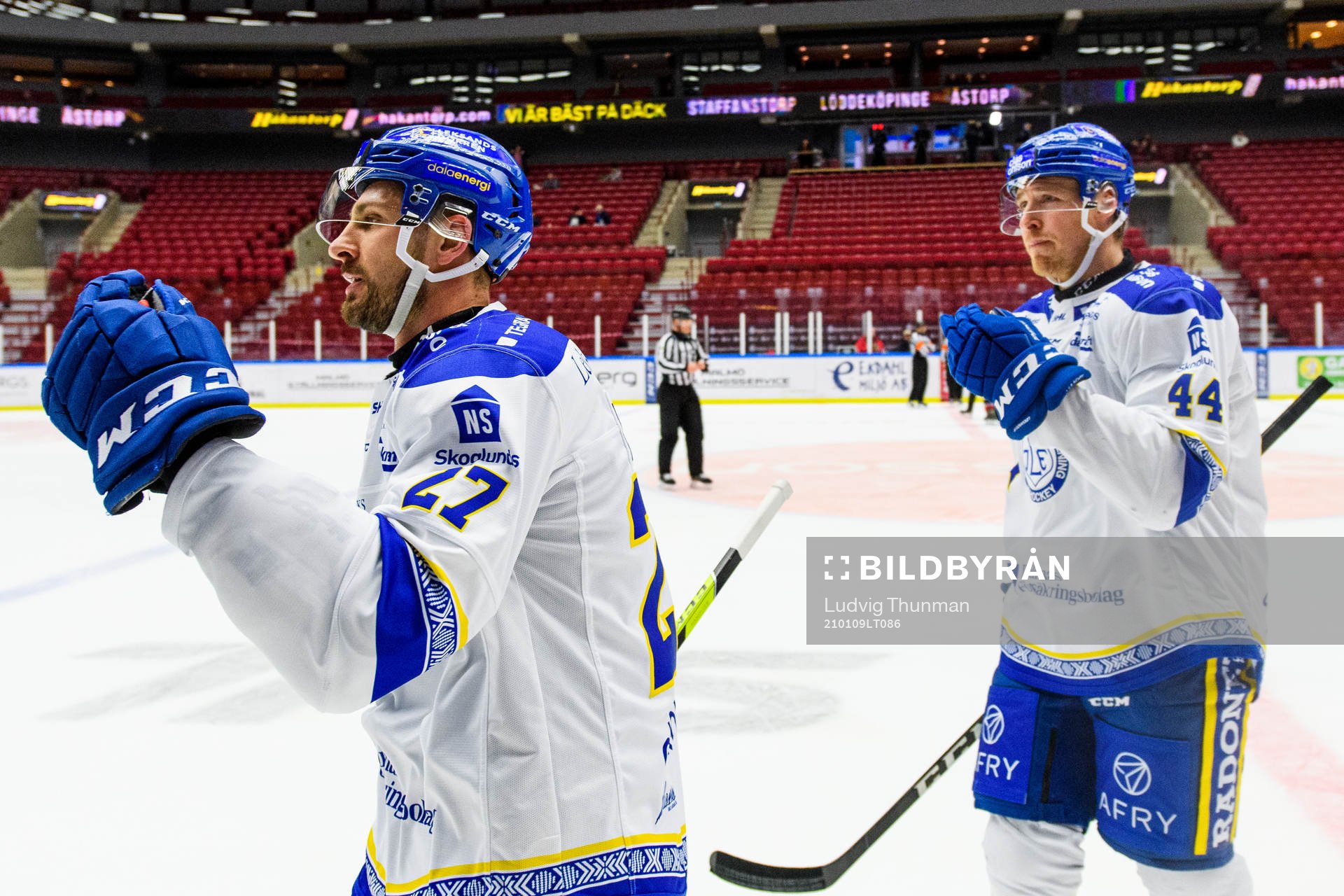 Leksands Marek Hrivik och Carter Ashton jublar