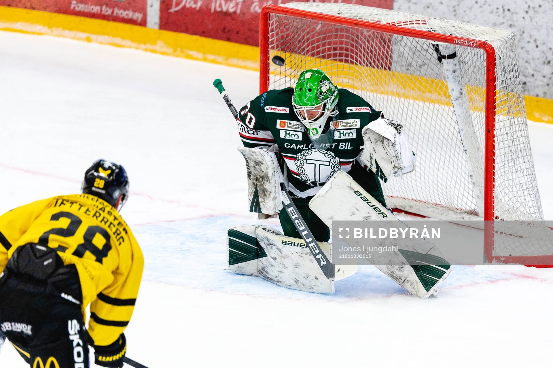 Västerås Lukas Zetterberg gör mål 0-1 bakom Tingsryds