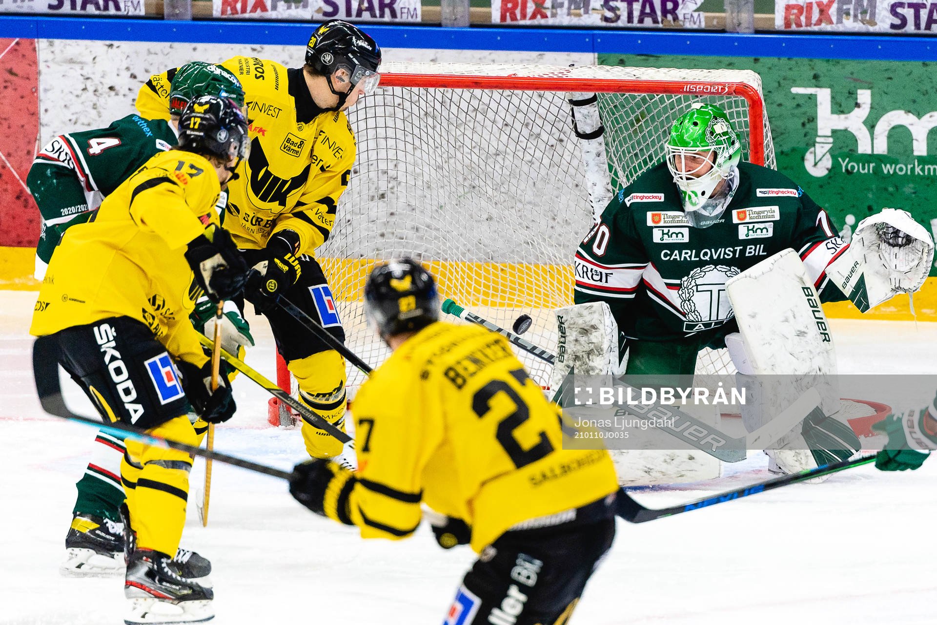 Västerås Sebastian Benker gör mål 1-2 bakom Tingsryds