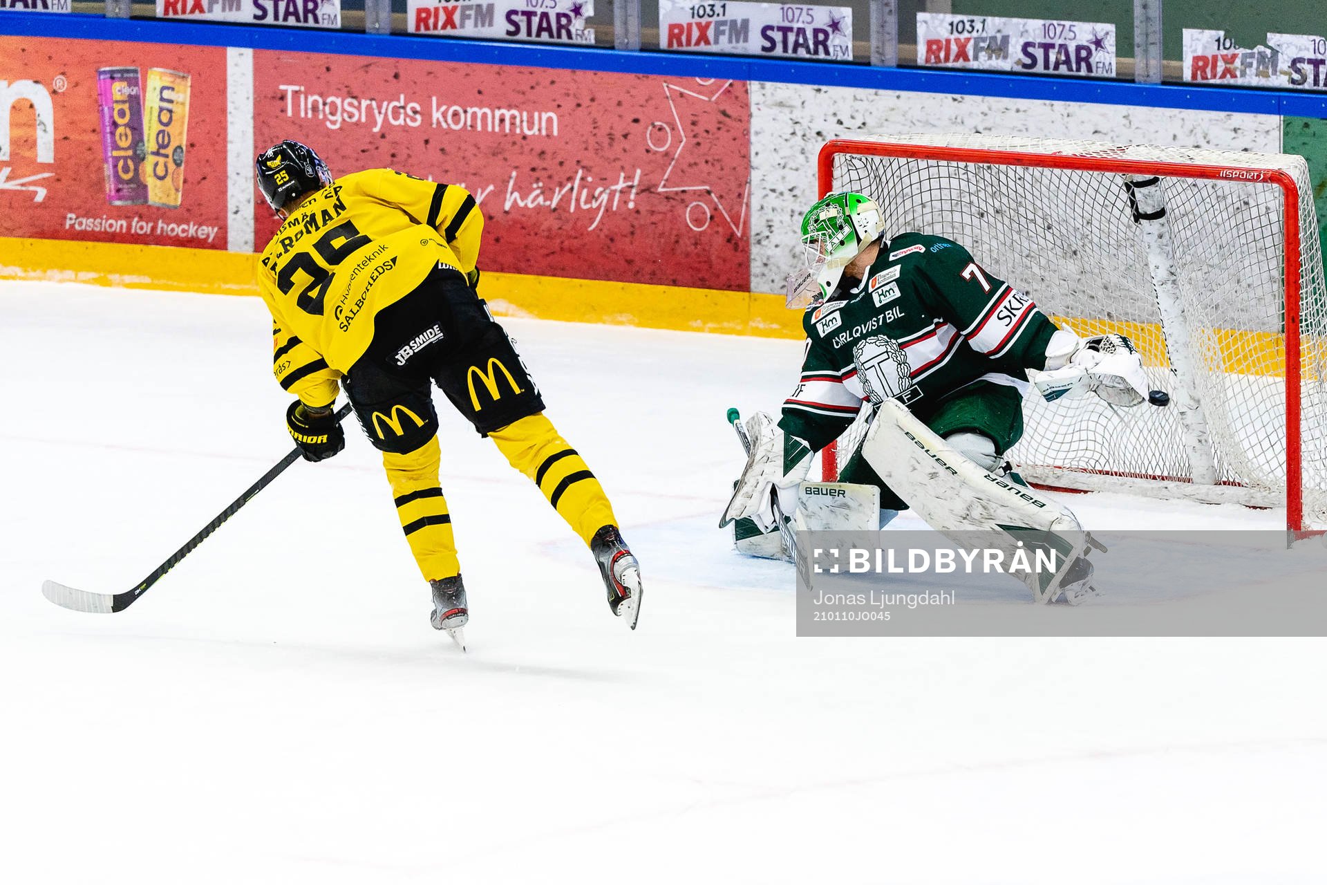 Västerås Marcus Bergman gör mål 2-3 bakom Tingsryds
