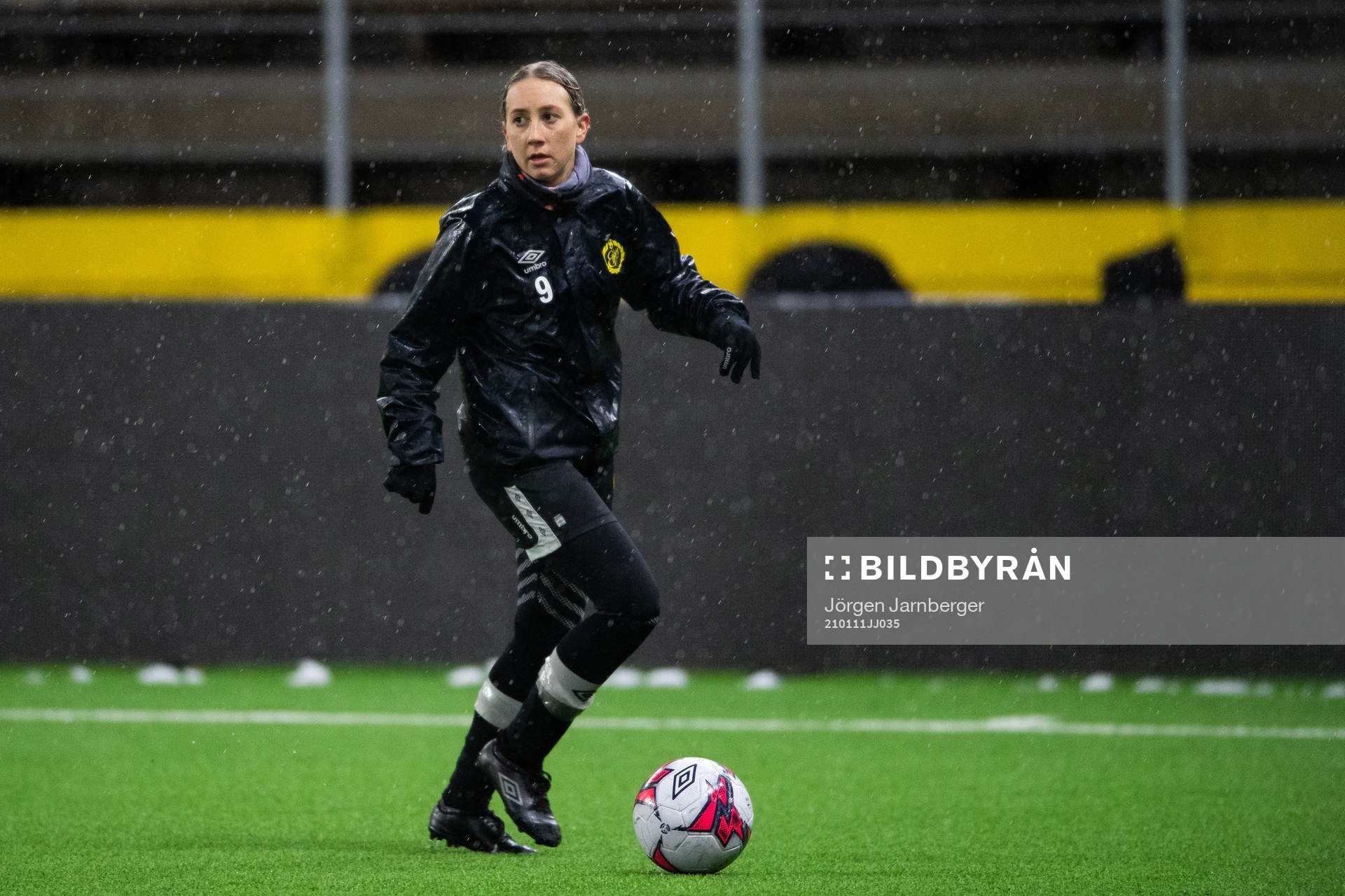 Cornelia Andersson under en träning med Elfsborgs damlag den 11 januari 2021 i Borås.