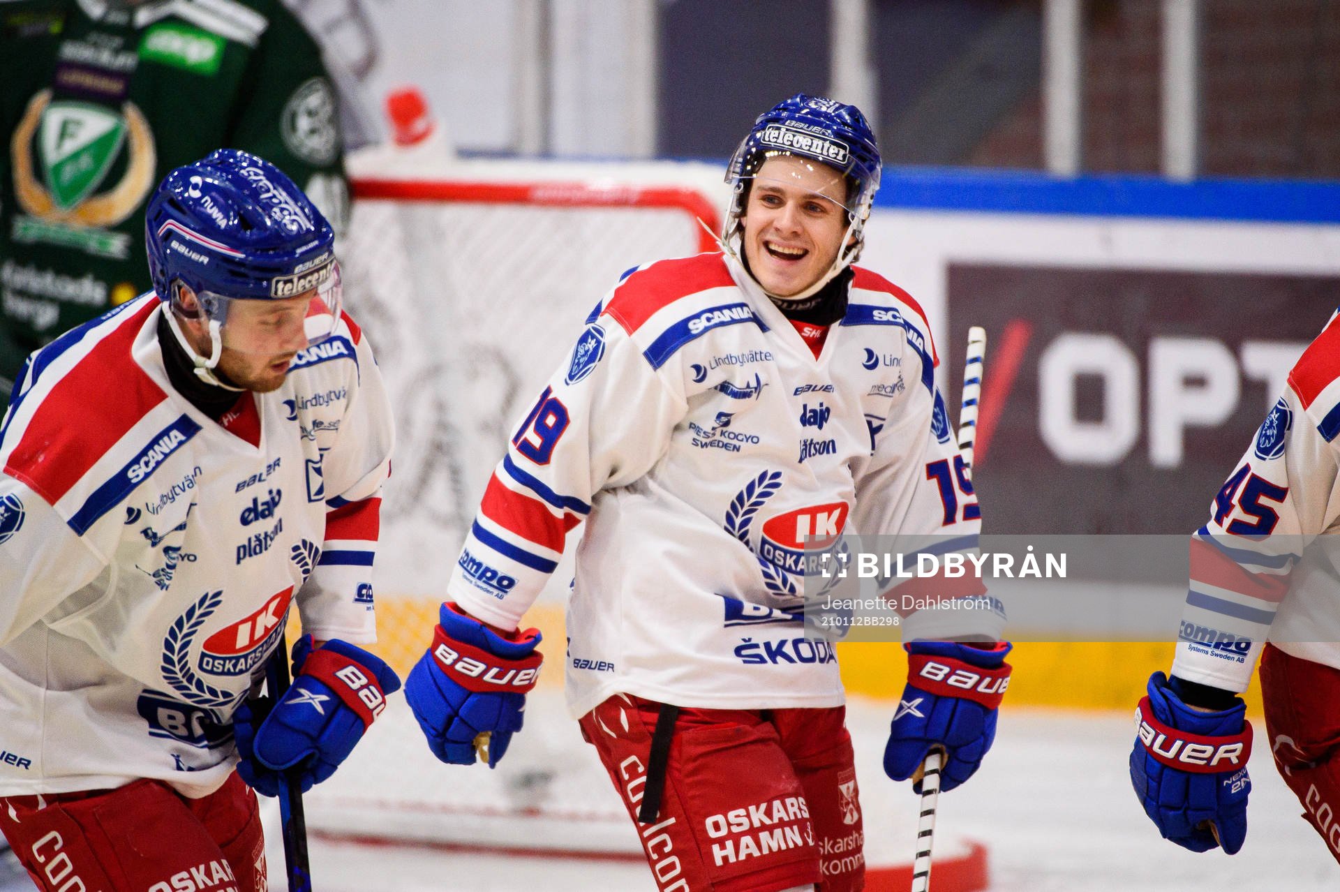 Oskarshamns Tyler Kelleher jublar