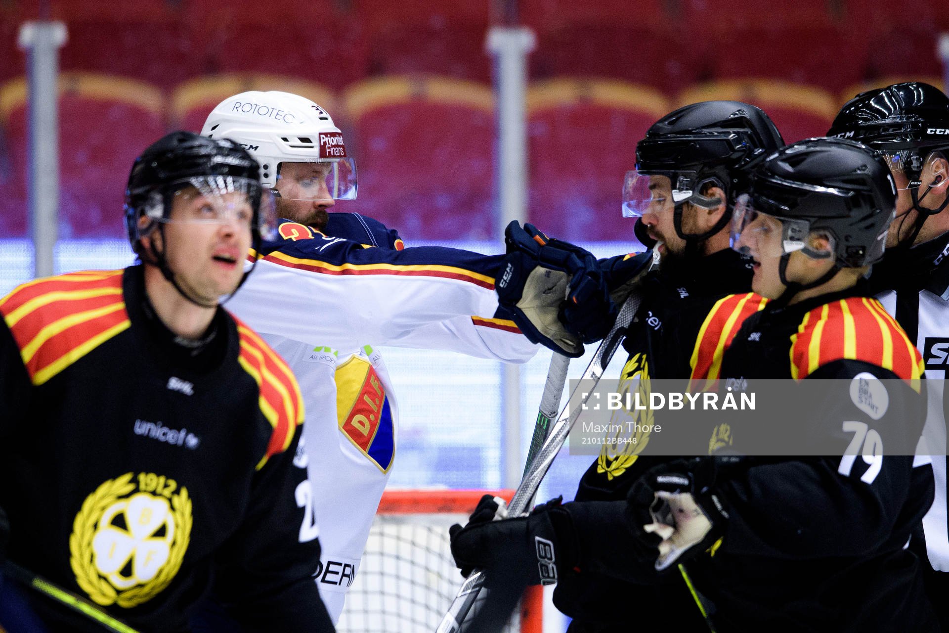 Djurgårdens Dick Axelsson och Brynäs Johan Alcén