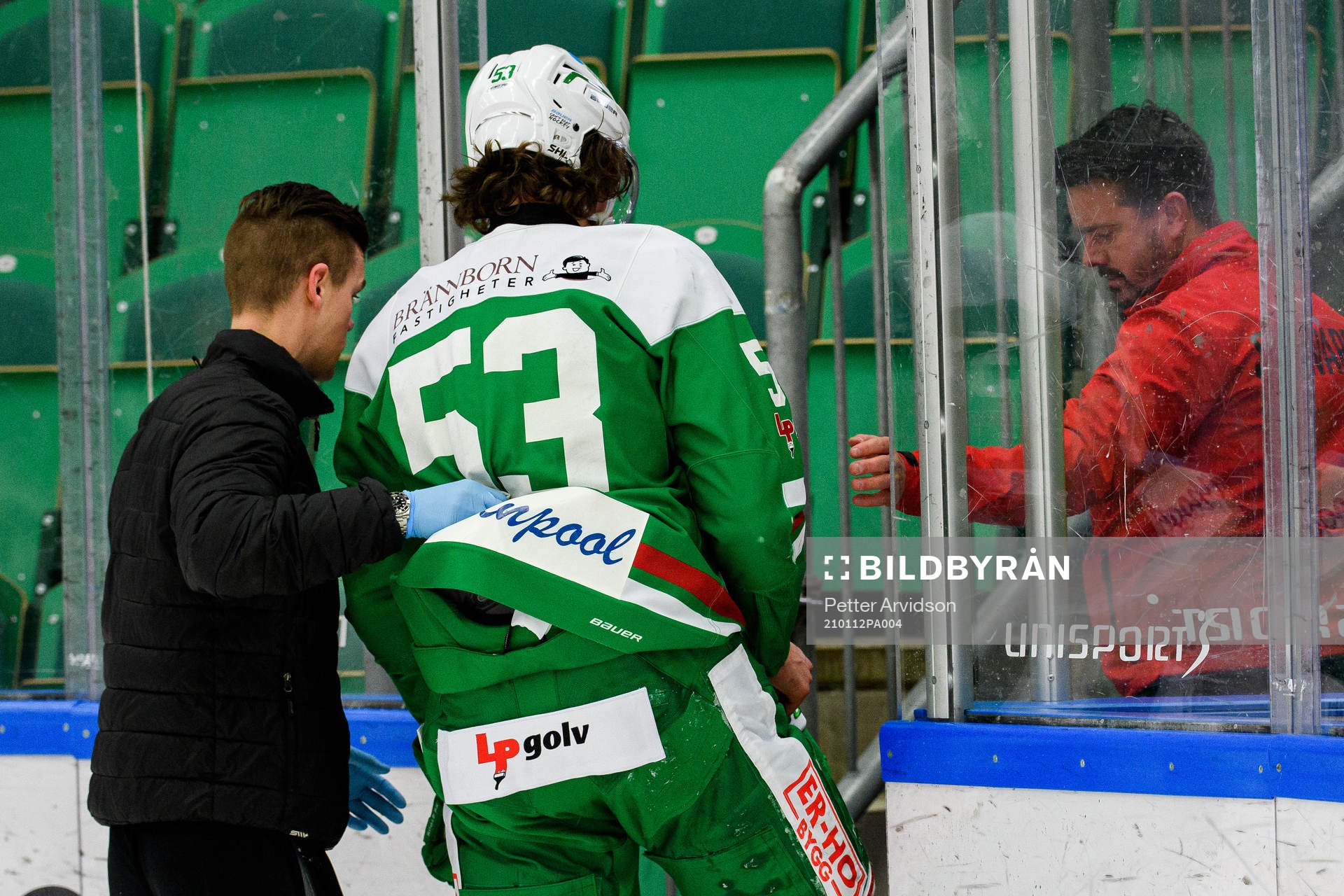 Rögles Moritz Seider lämnar isen
