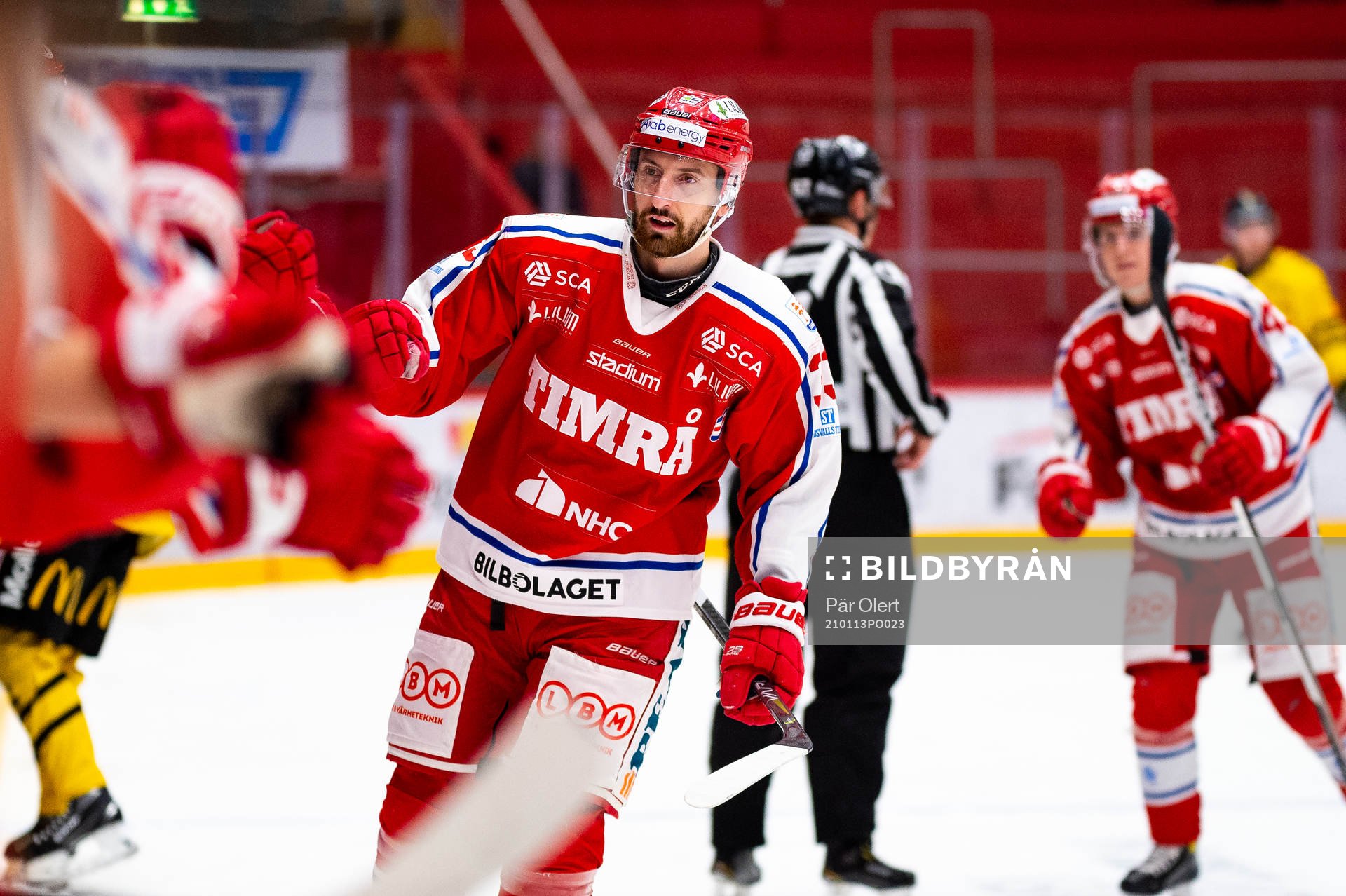 Timrås Albin Lundin jublar