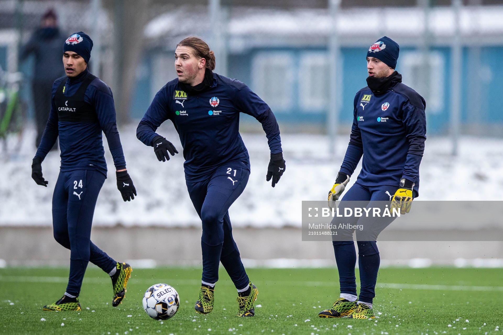 Helsingborgs Charlie Weberg och målvakt Ian Pettersson