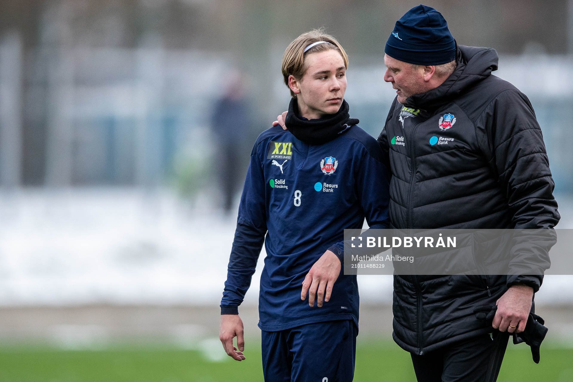 Helsingborgs Simon Bengtsson och tränare Jörgen Lennartsson under en träning med Helsingborg den 14 januari 2021 i Helsingborg.