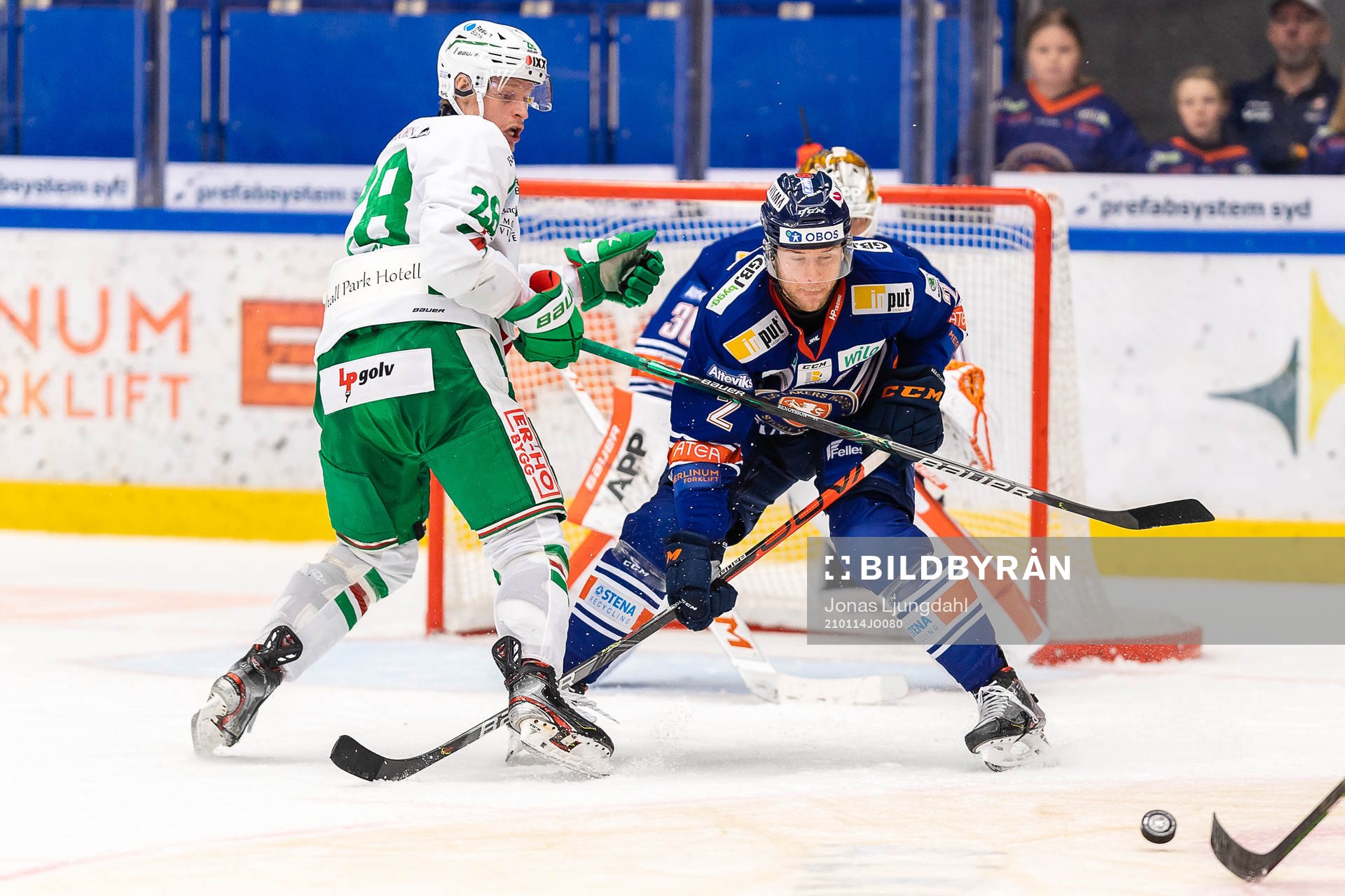 Rögles Anton Bengtsson och Växjös Christian Folin