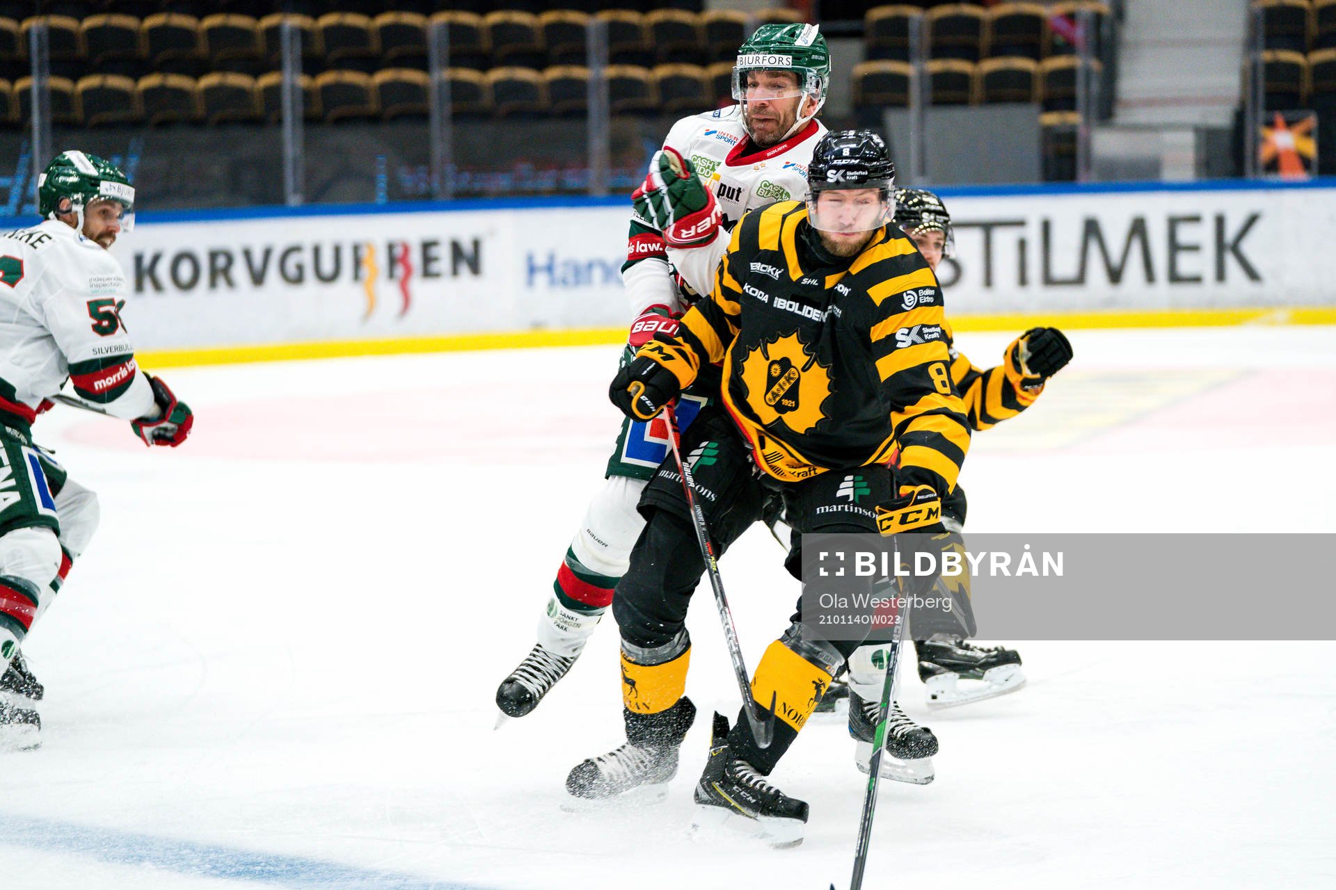 Frölundas Joel Lundqvist och Skellefteås Petter Granberg