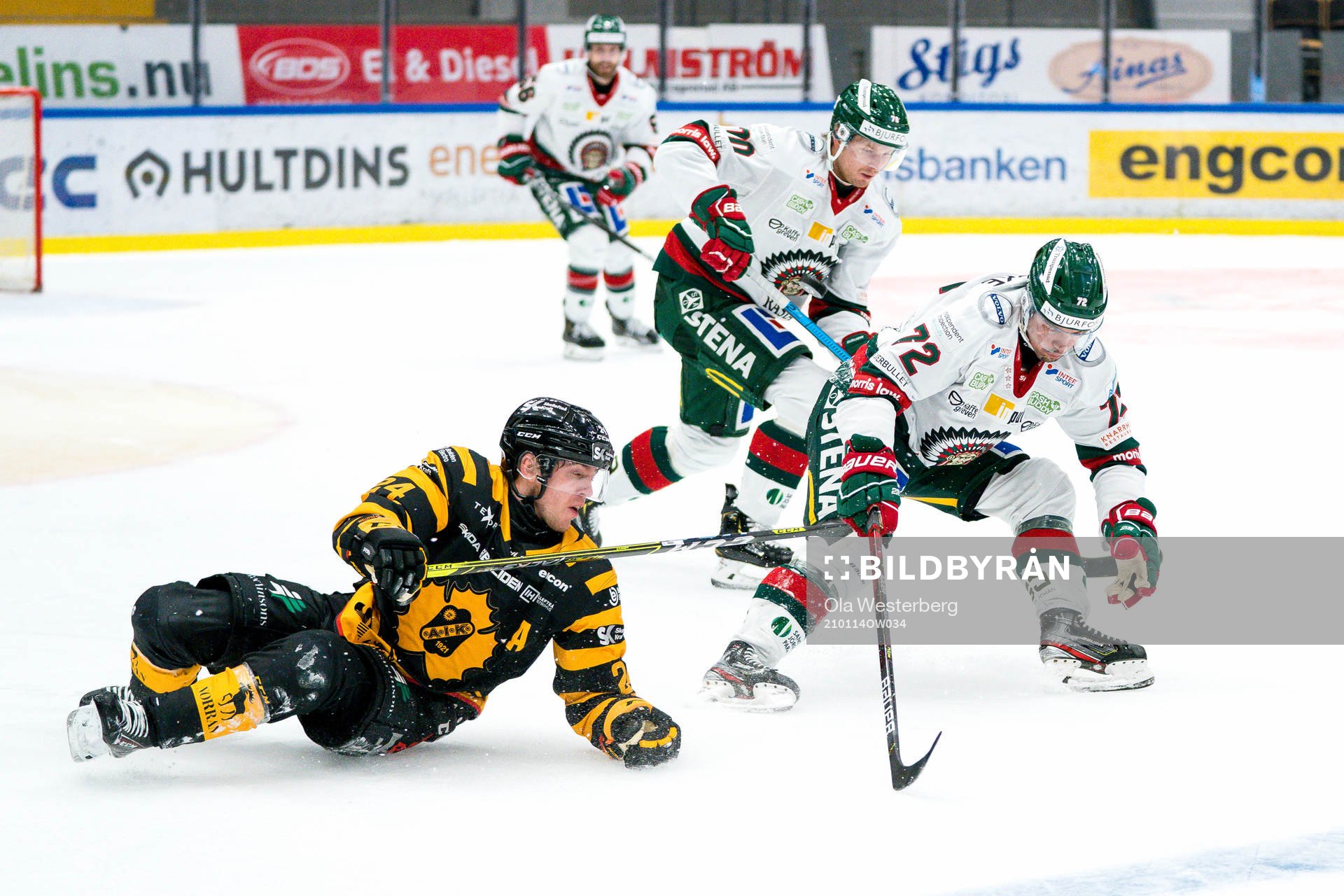 Frölundas Patrik Carlsson och Skellefteås Andreas Wingerli