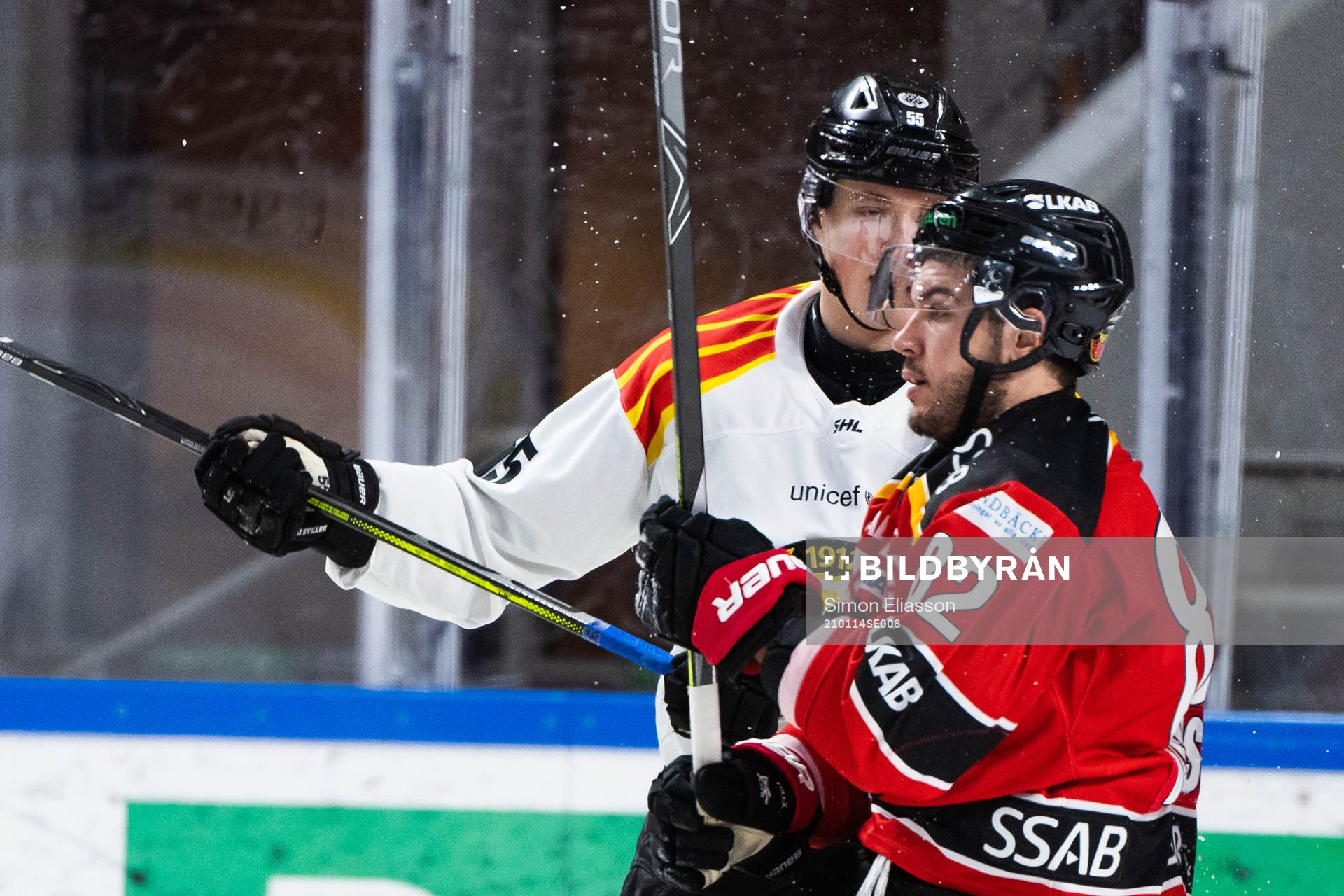 Brynäs Noel Gunler och Luleås Chris Desousa