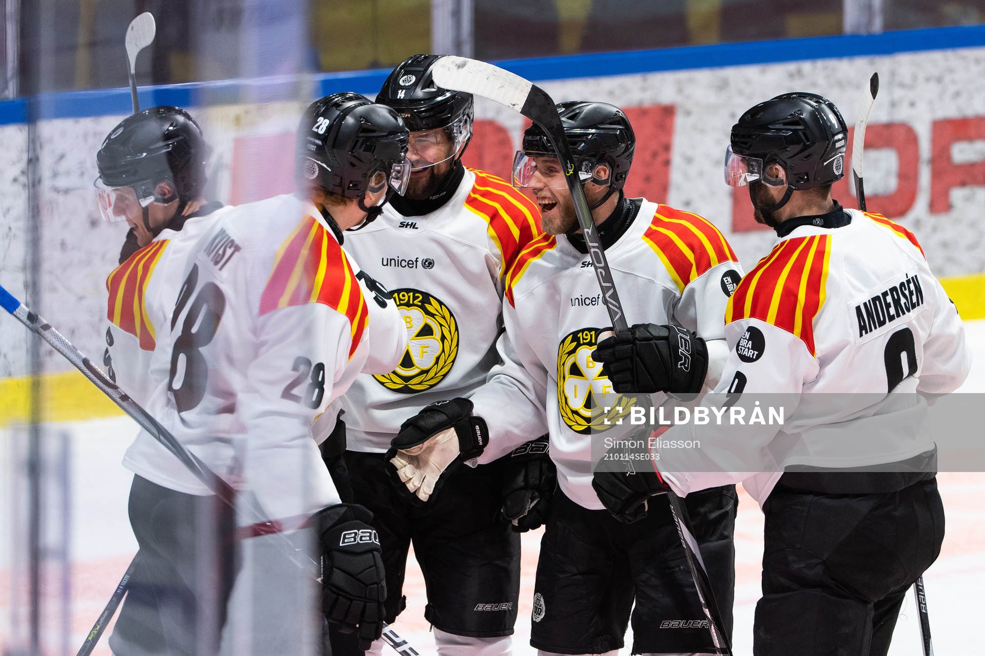 Brynäs Linus Ölund jublar