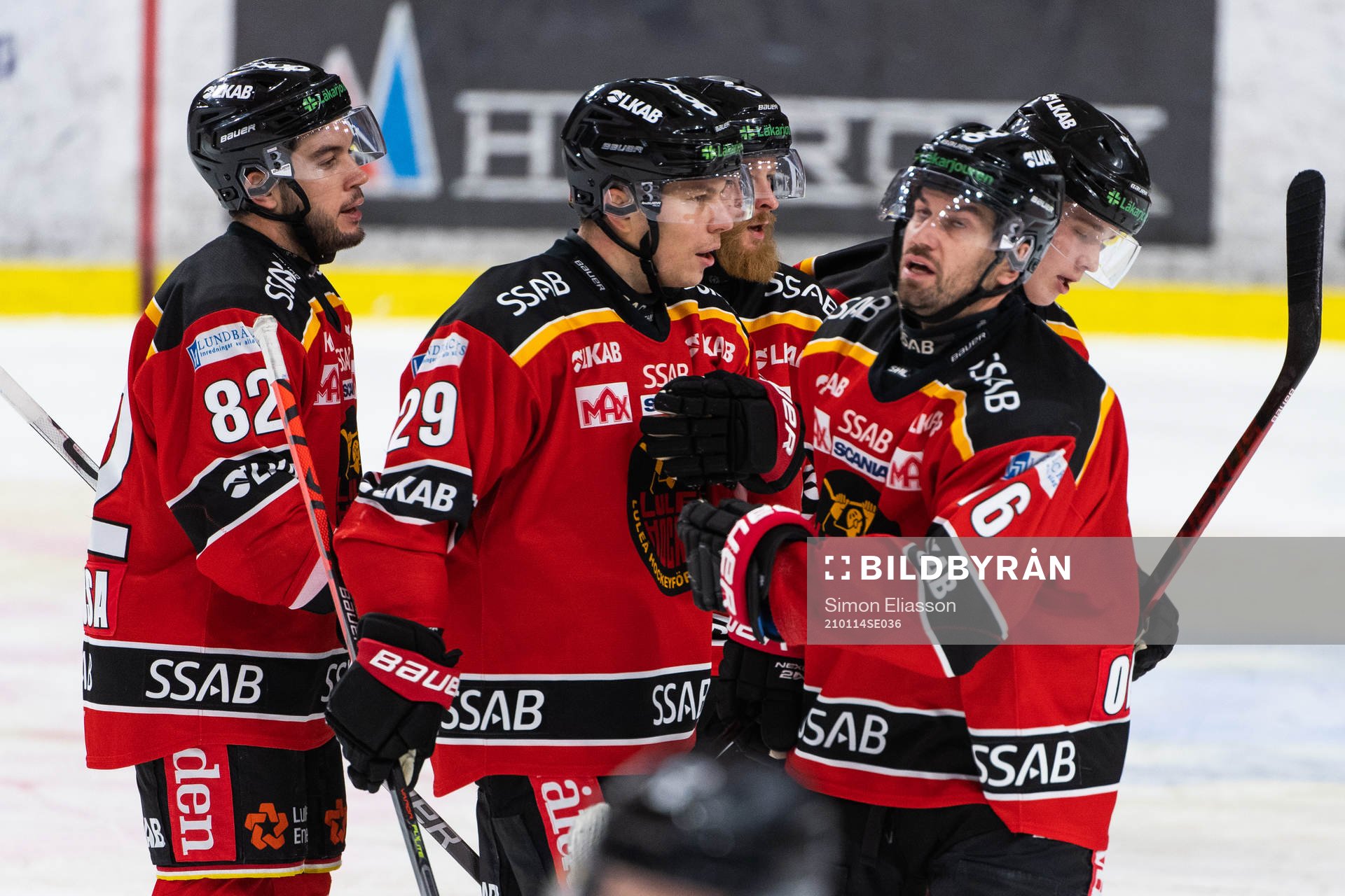 Luleås Erik Gustafsson jublar