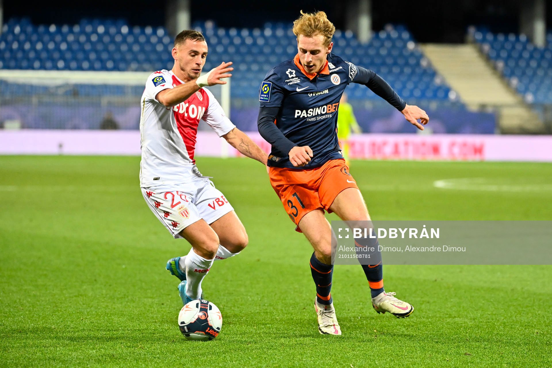 Fotboll, Franska Ligan, Montpellier - Monaco: Ruben AGUILAR of Monaco and Nicolas COZZA of Montpellier during the Ligue 1 match between Montpellier and Monaco at Stade de la Mosson on January 15, 2021 in Montpellier, France. (