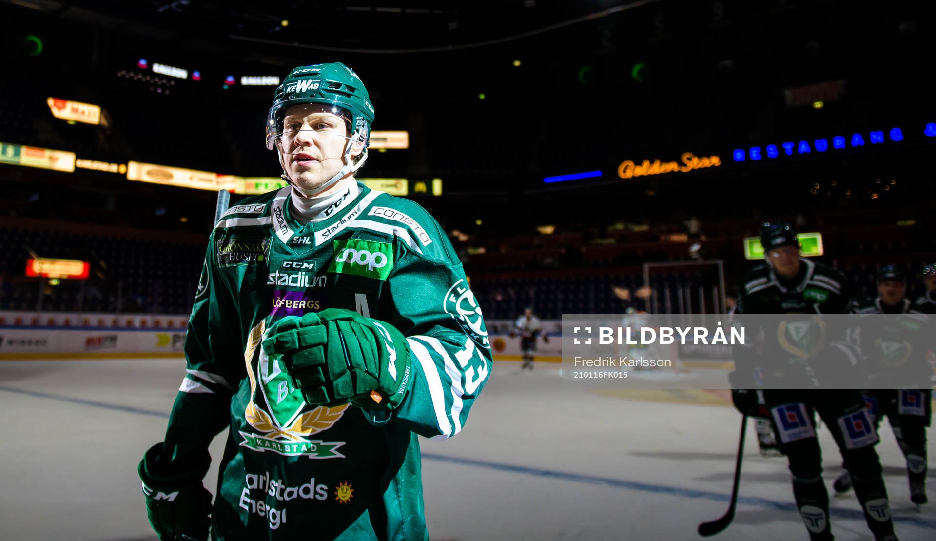 Färjestads Daniel Viksten jublar