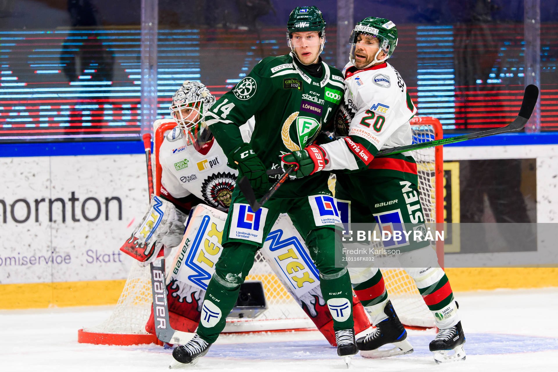 Frölundas målvakt Niklas Rubin, Färjestads Victor