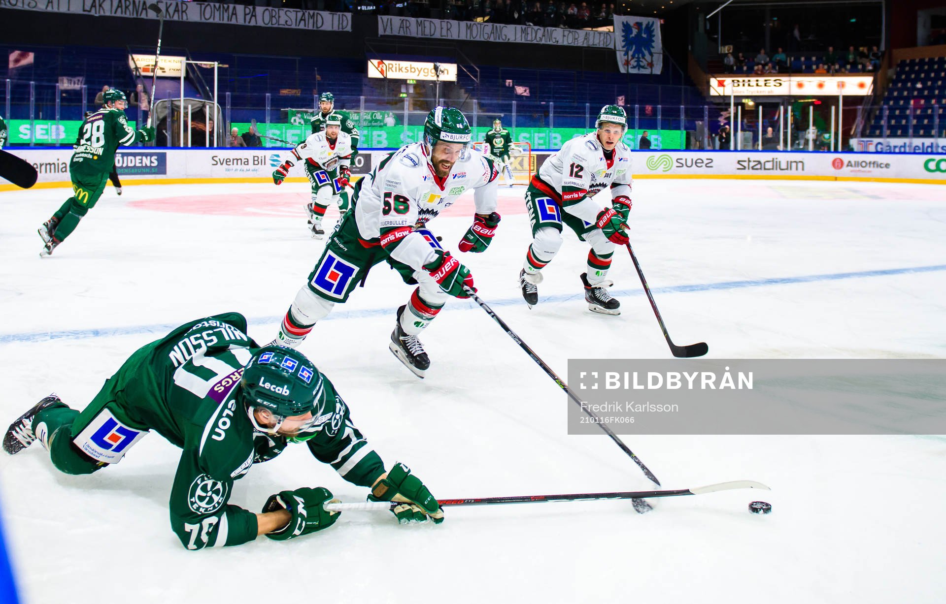 Färjestads Jacob Nilsson och Frölundas Jonathan Sigalet