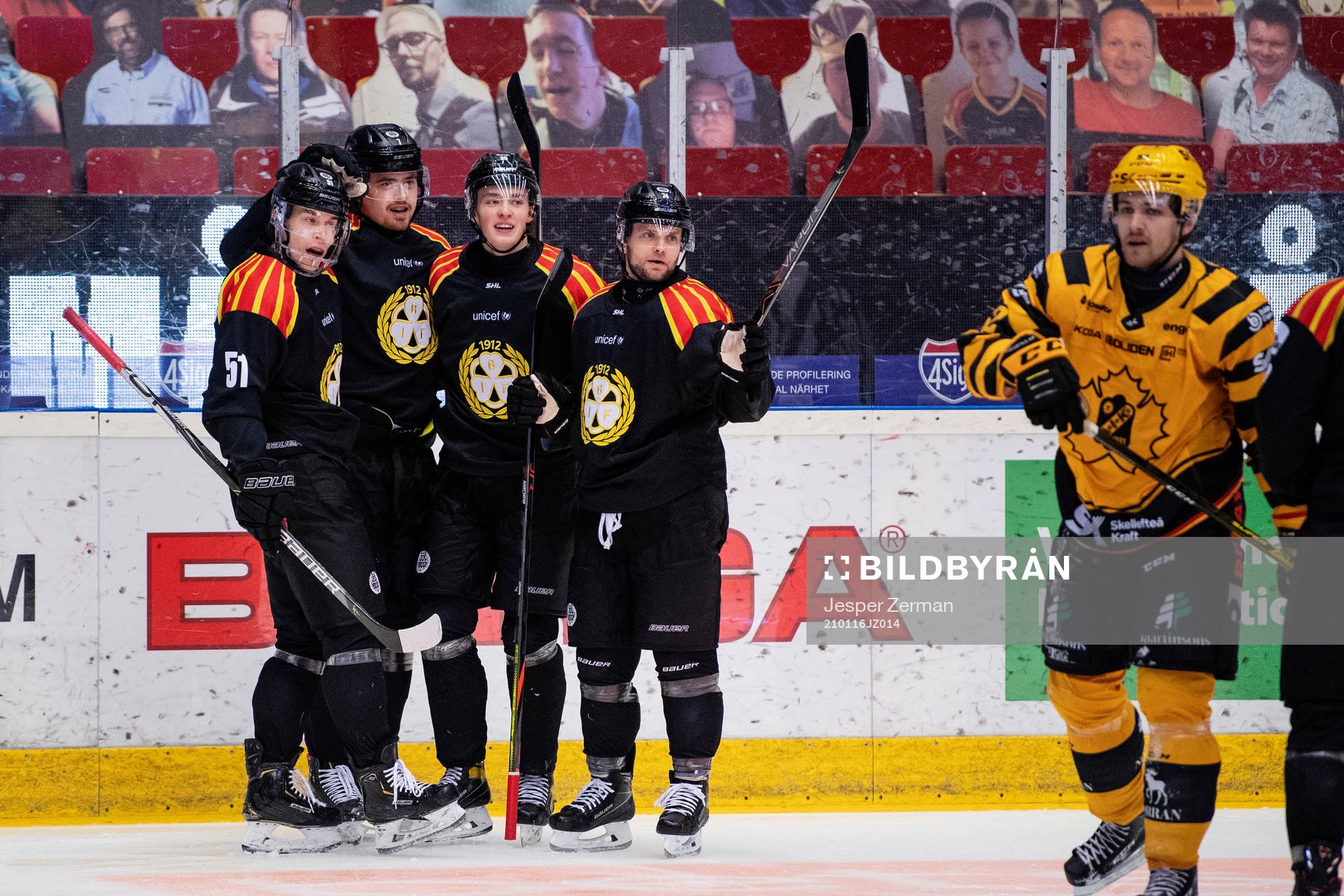 Brynäs Marcus Björk jublar