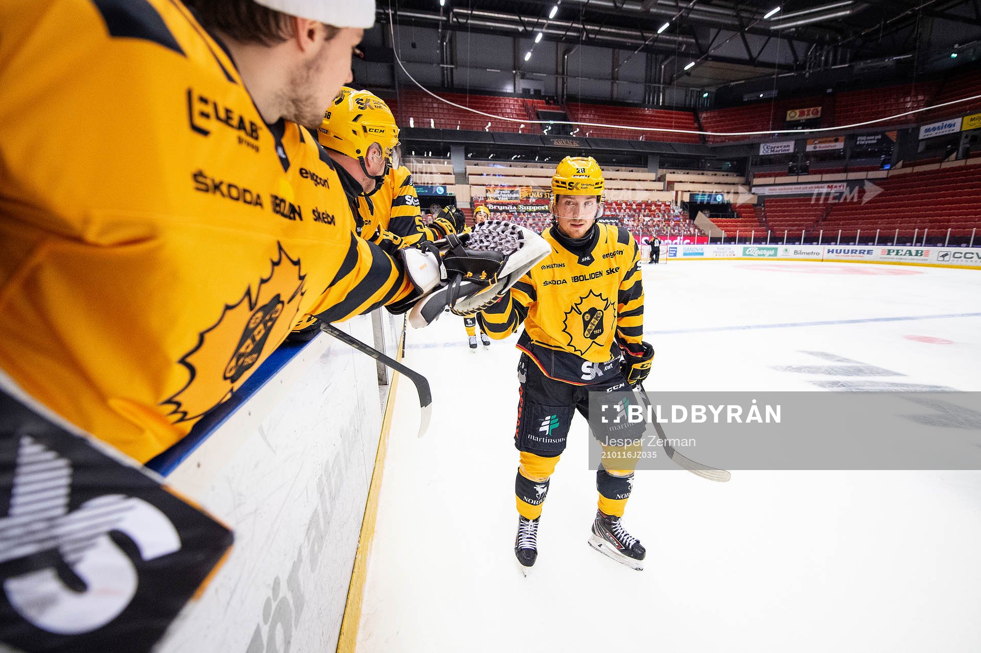 Skellefteås Jesper Frödén jublar