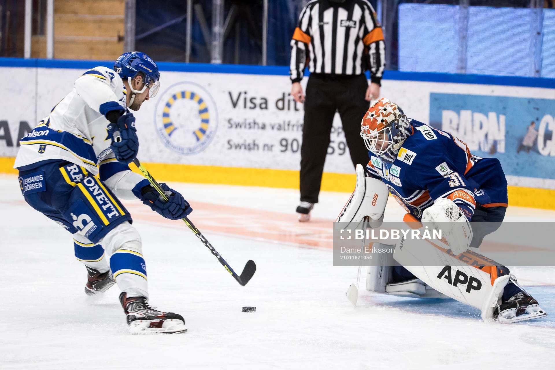Leksands Marek Hrivik missar straff mot Växjös målvakt