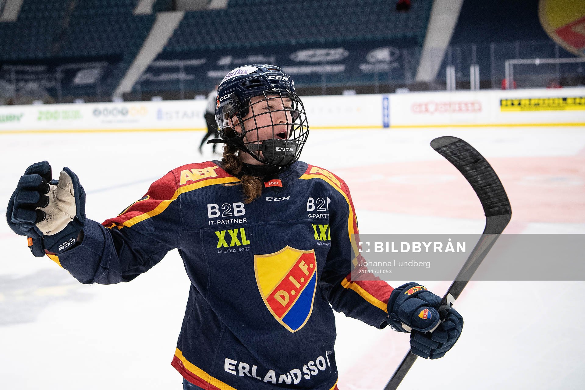Djurgårdens Sarah Bujold jublar