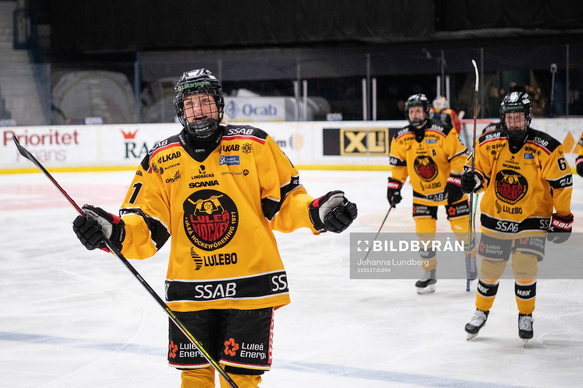 Luleås Josefine Hoegh Persson jublar