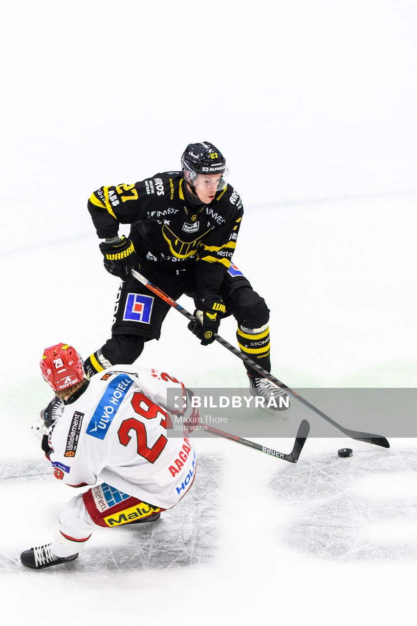 Västerås Sebastian Benker och Modos Mikkel Aagaard
