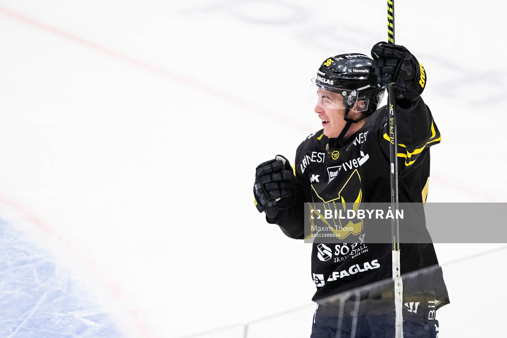 Västerås Alexander Lunsjö jublar
