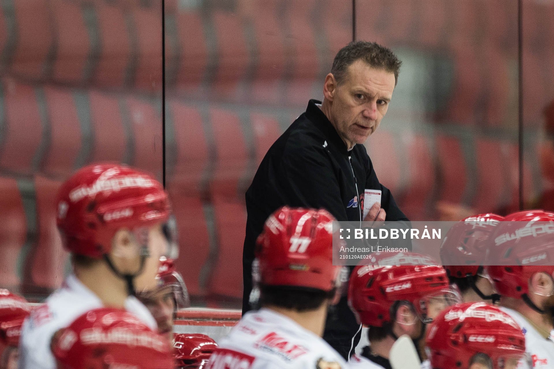 Trojas tränare Johan Benker