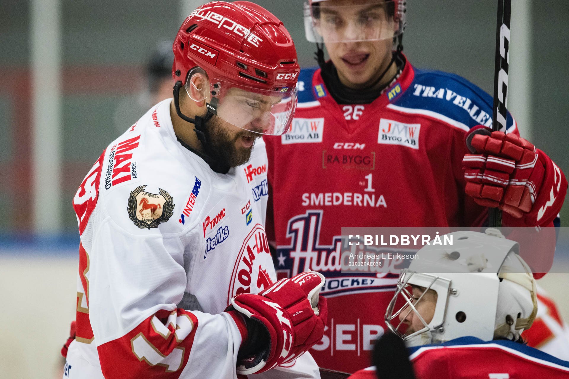 Trojas Tobias Törnkvist, Huddinges Filip Pilö och