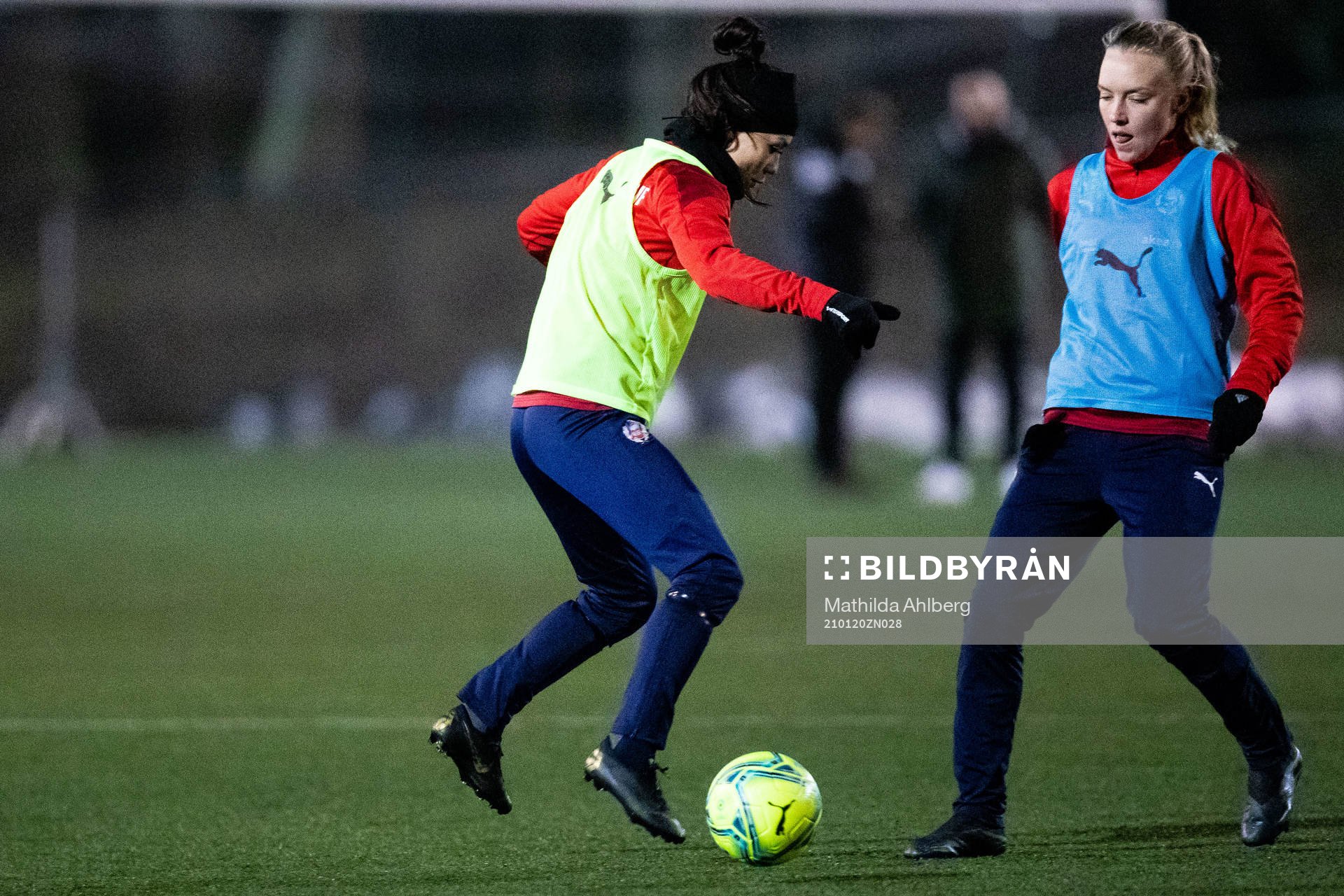 Helsingborgs Isabel Aguilar och Johanna Andersson