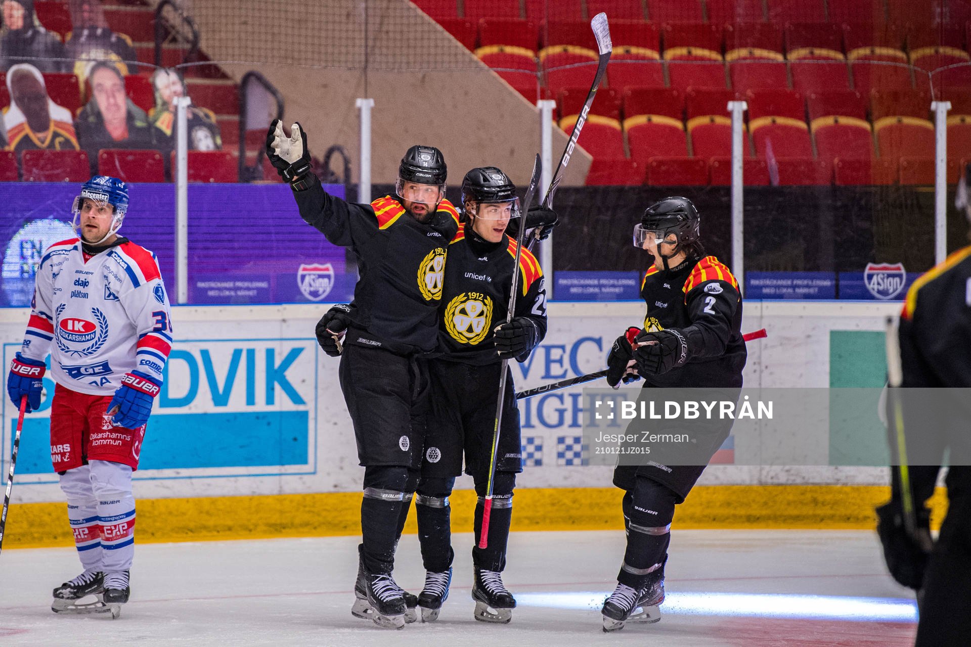 Brynäs Oscar Birgersson jublar