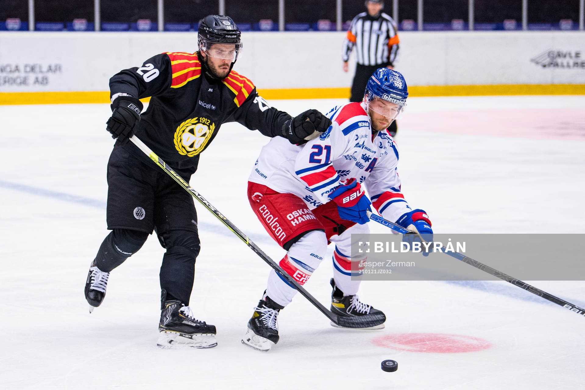 Brynäs Oula Palve och Oskarshamns Brian Cooper