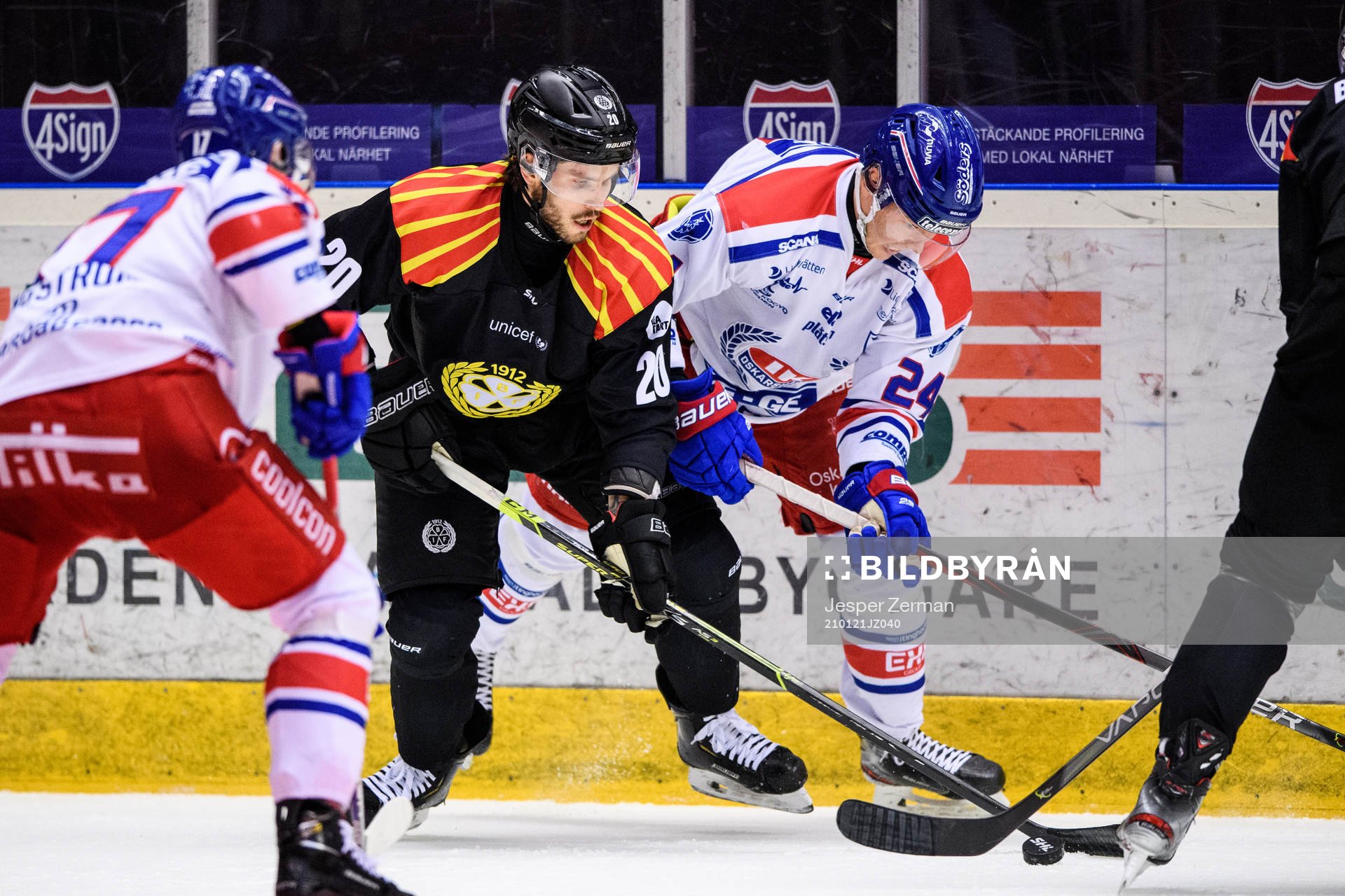 Brynäs Oula Palve och Oskarshamns Kim Strömberg