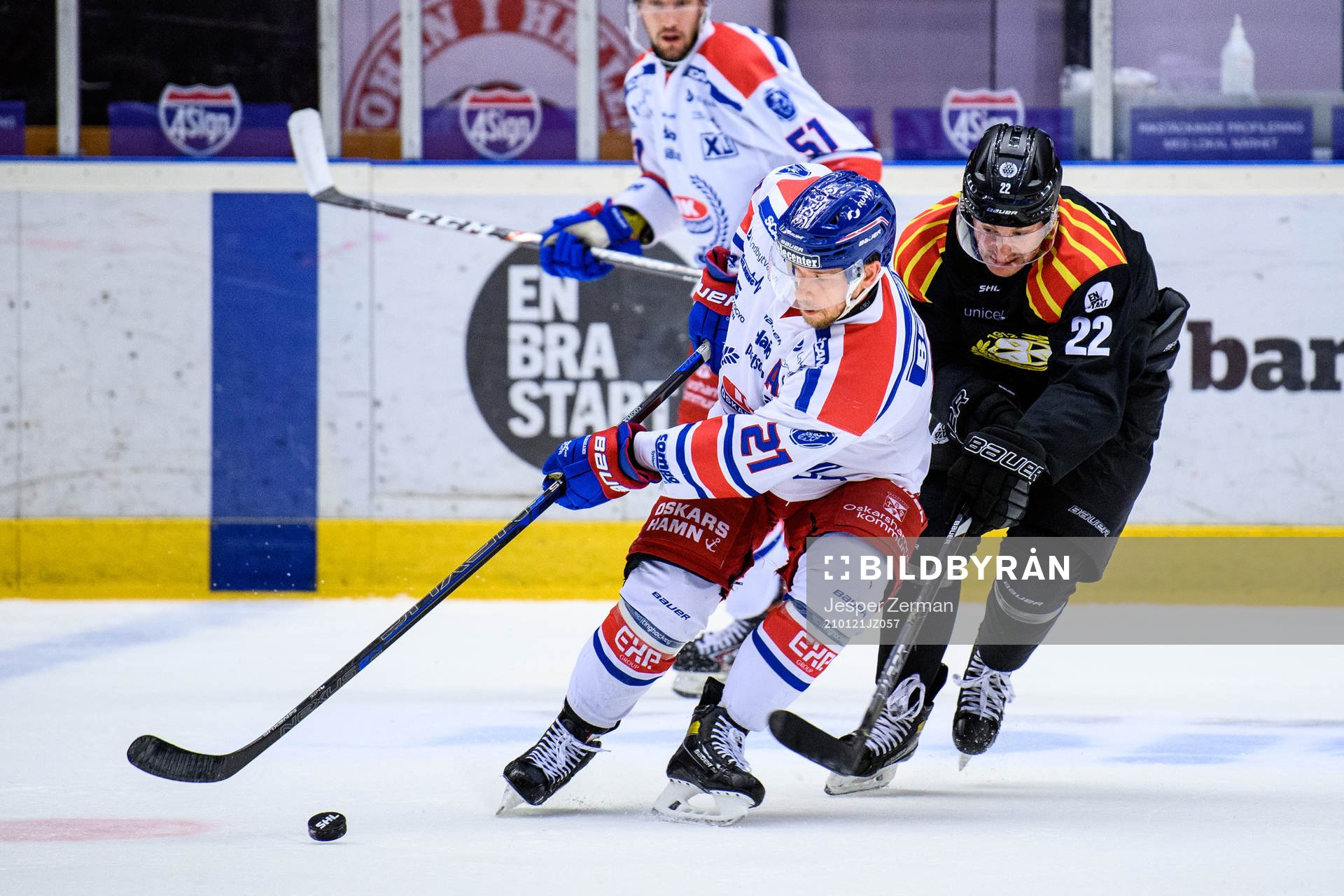 Oskarshamns Brian Cooper och Brynäs Adam Pettersson