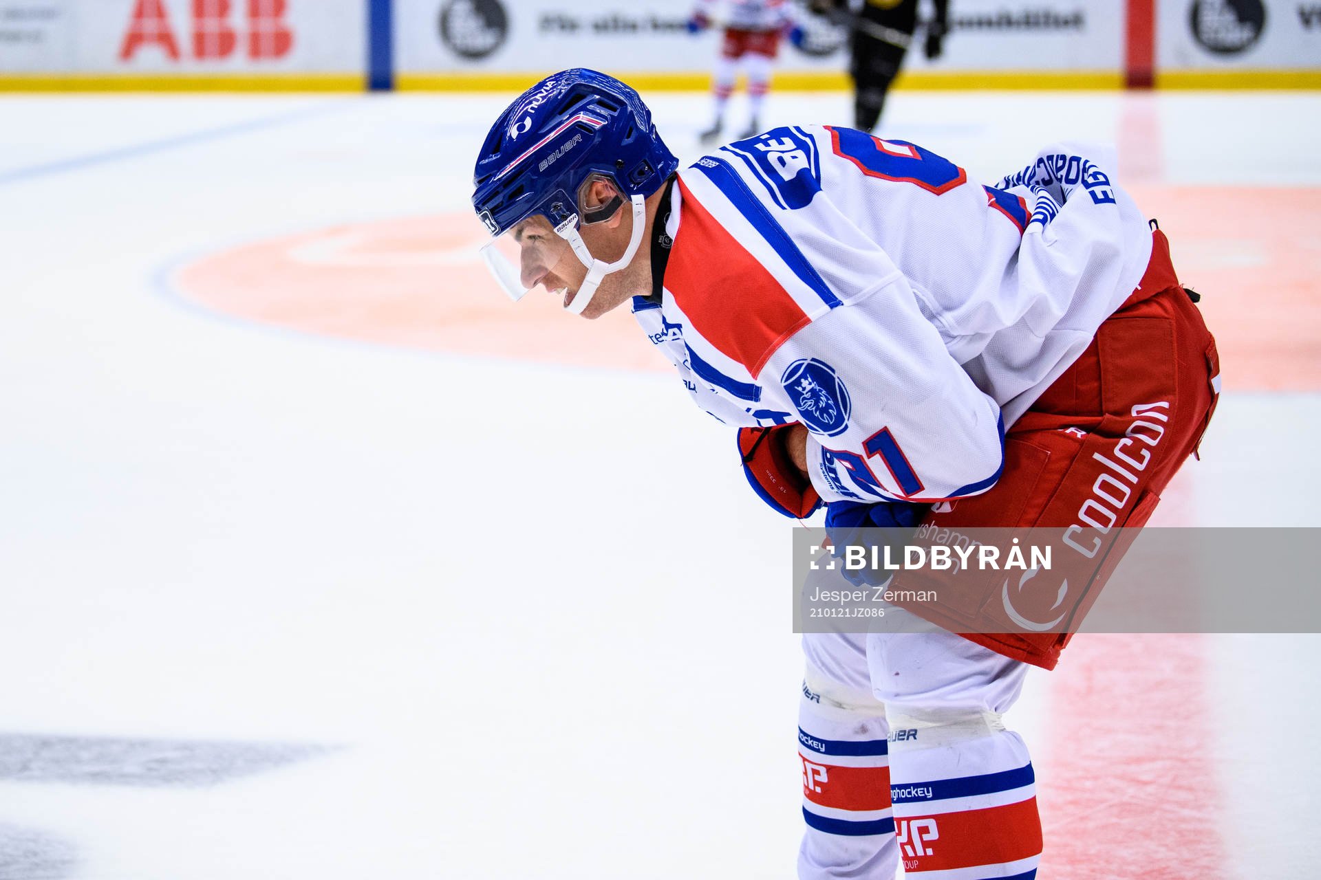 Oskarshamns Rickard Palmberg har ont
