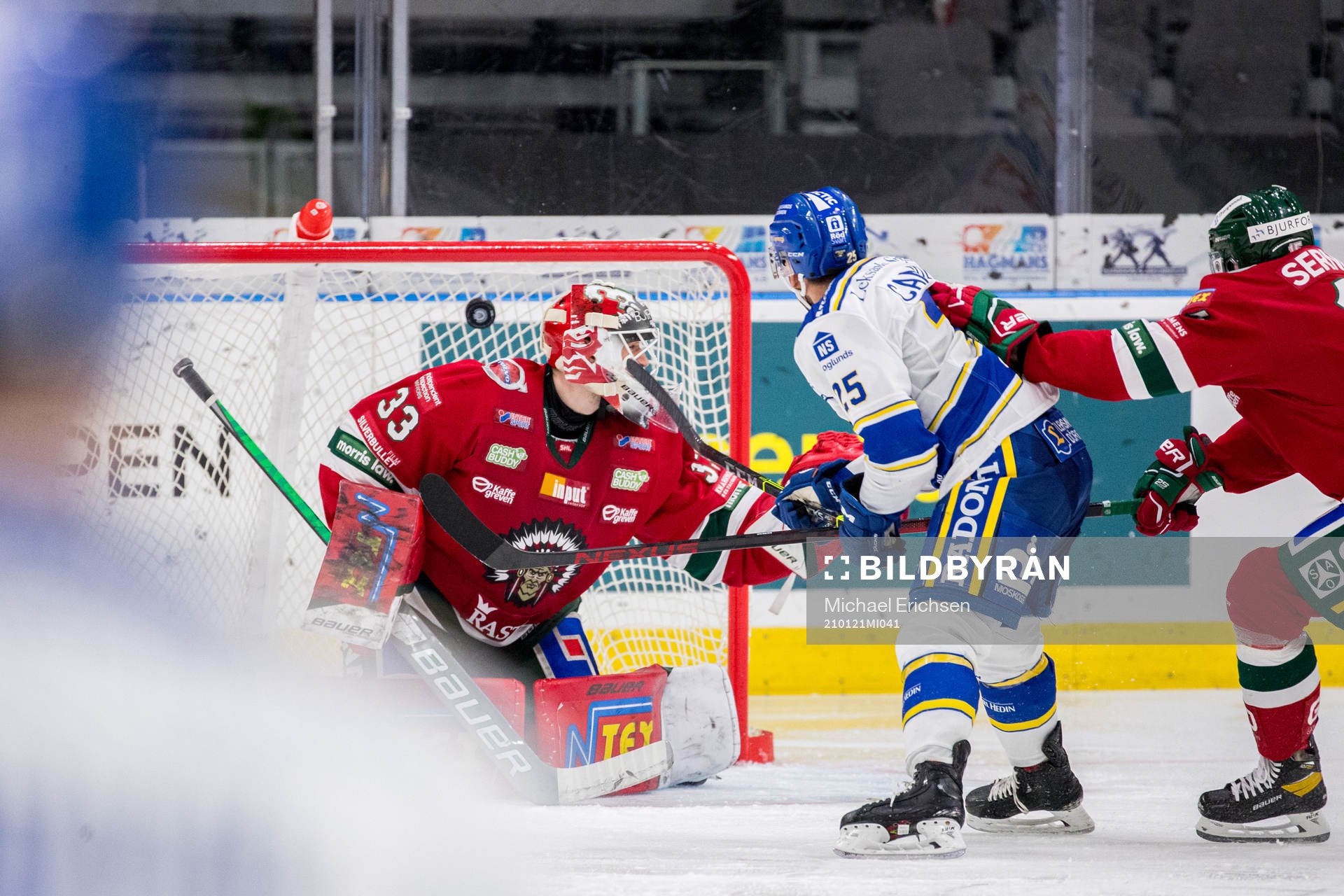Leksands Carter Camper gör 2-4 bakom Frölundas målvakt