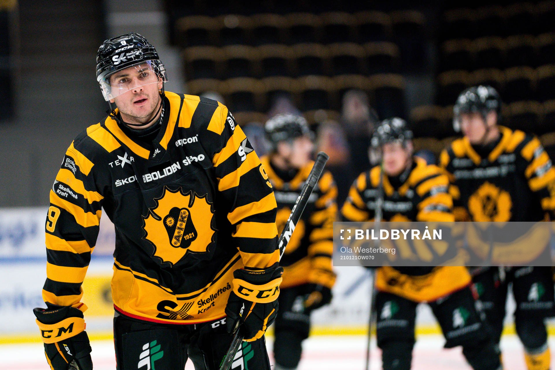 Skellefteås Darren Nowick jublar