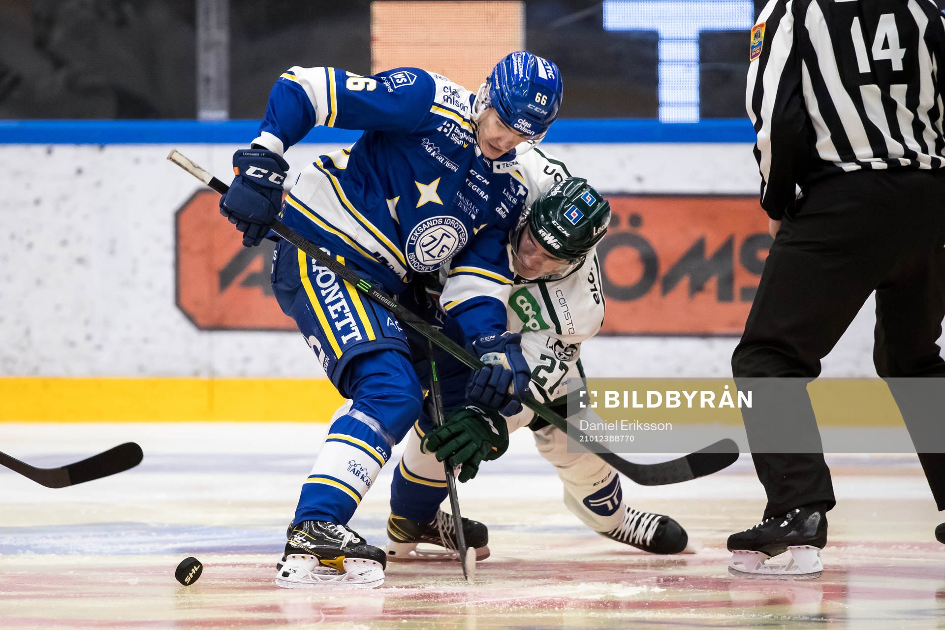Leksands Nils Åman och Färjestads Oskar Bäck