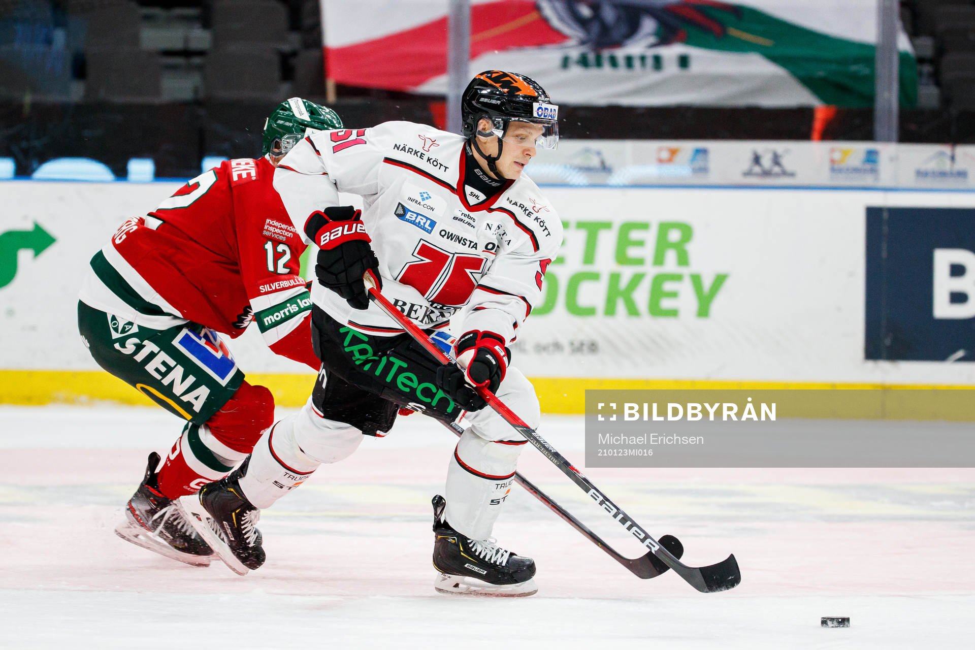 Frölundas Max Friberg och Örebros Kristian Näkyvä