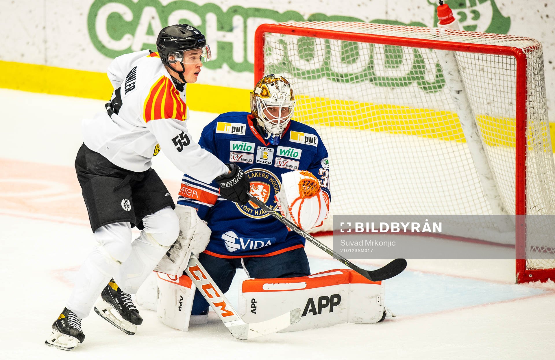 Växjös målvakt Viktor Fasth och Brynäs Noel Gunler